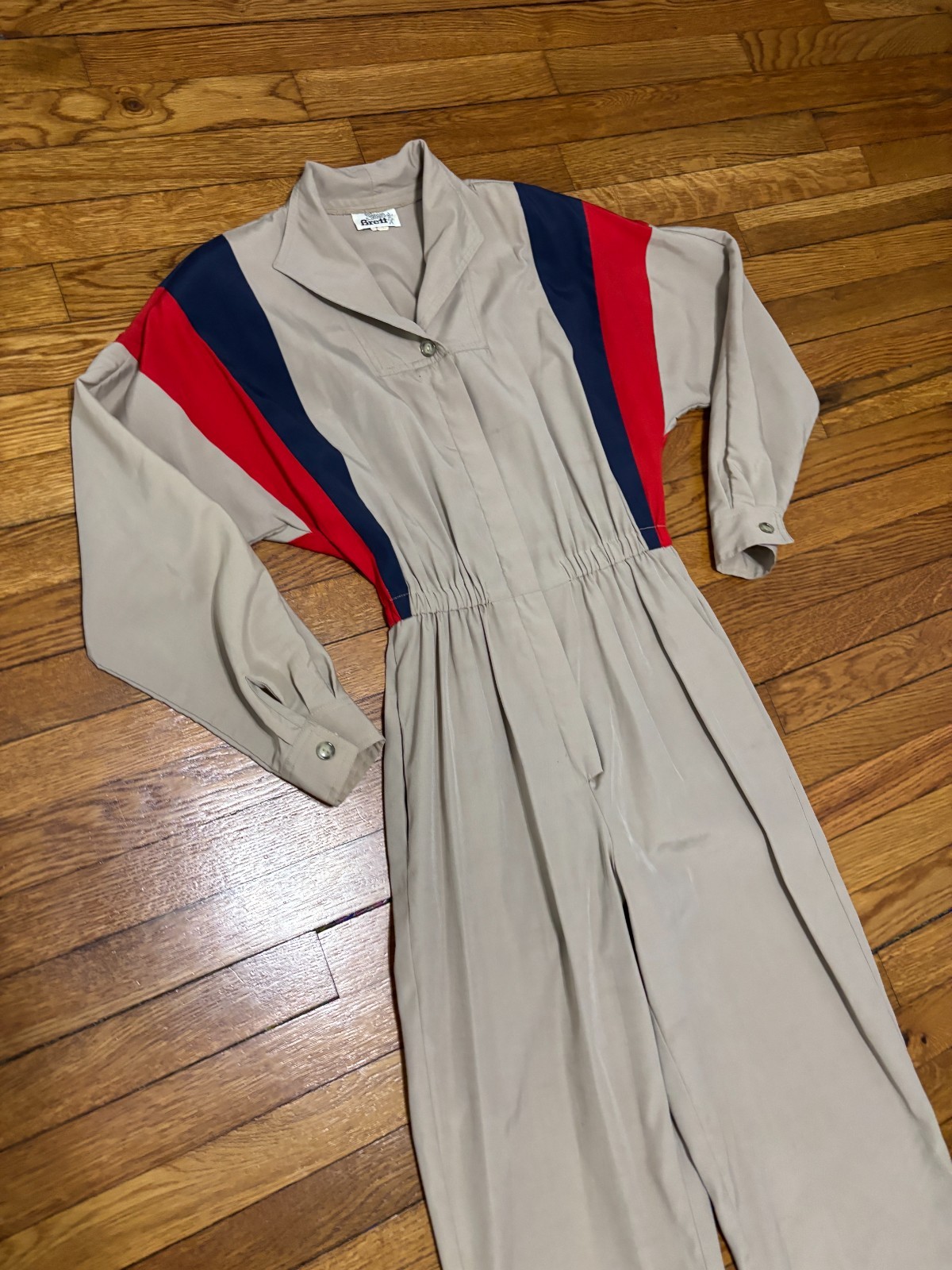 Vintage 1960’s Sue Brett Womens Jumpsuit Size 7/8 Beige Coveralls Zip Up Flyers
