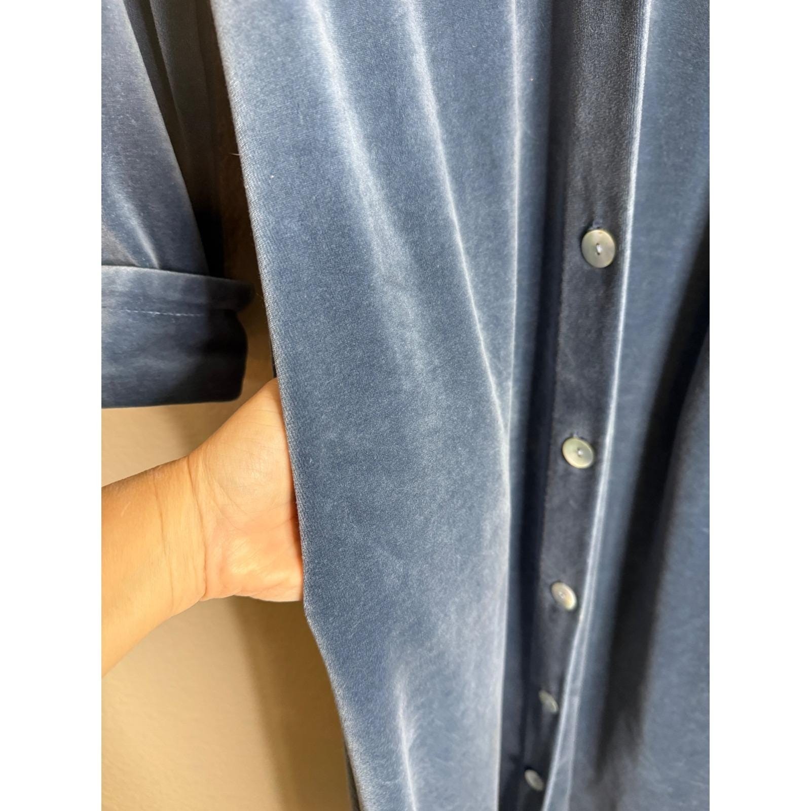 Diamond Tea Womens Small Robe Blue Velvet Neiman Marcus Long Button Front Luxury