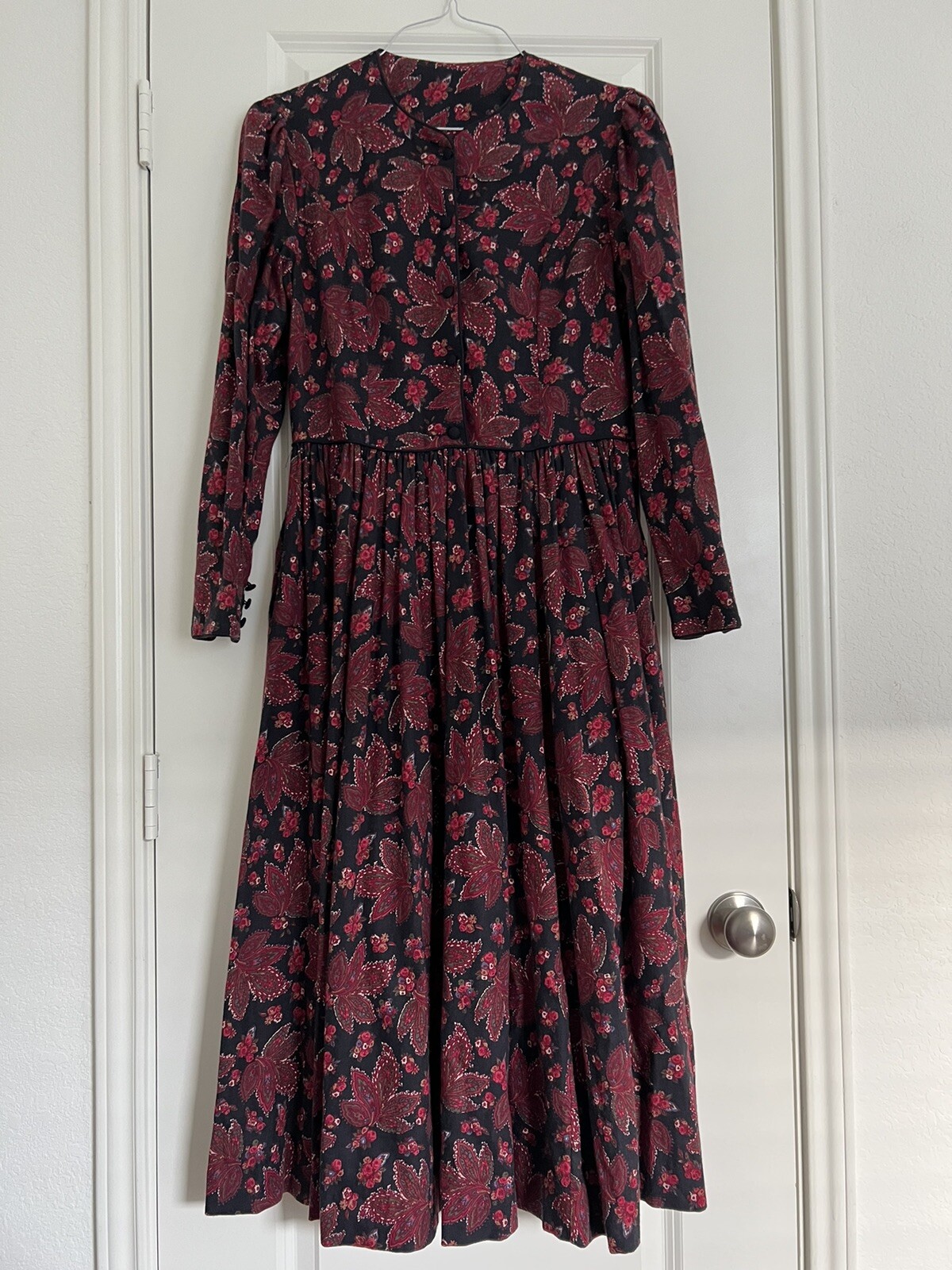 LAURA ASHLEY Black Burgundy Long SLEEVE VICTORIAN DRESS US 12 UK 14 100% Cotton