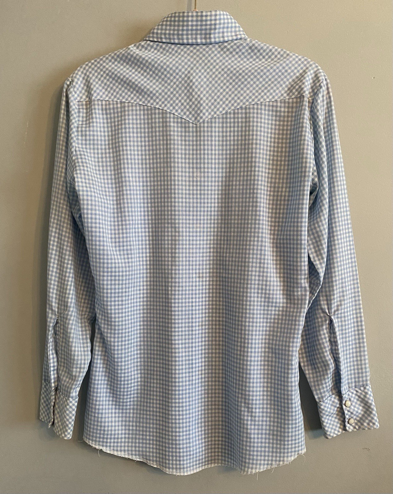Vintage Wrangler Pearl Snap Western Shirt Womens Blue Gingham Size S Made In USA