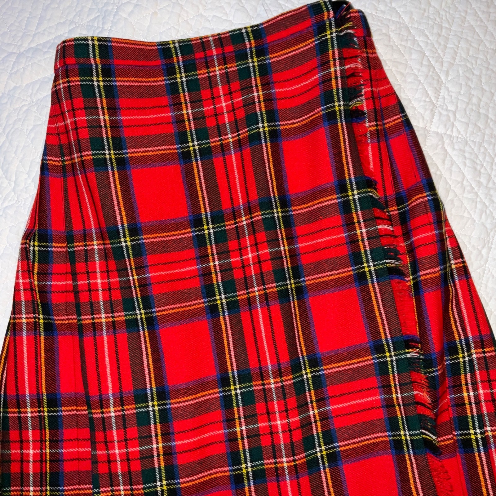 Vintage 90s Womens Kilt skirt size 4 to 6 red plaid pleated wool buckles