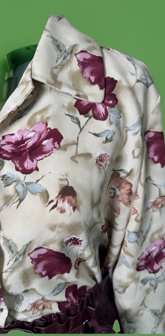 Vintage 90s Floral Print Blouse | Cottagecore | Grandmillenial | Secretary Vibe