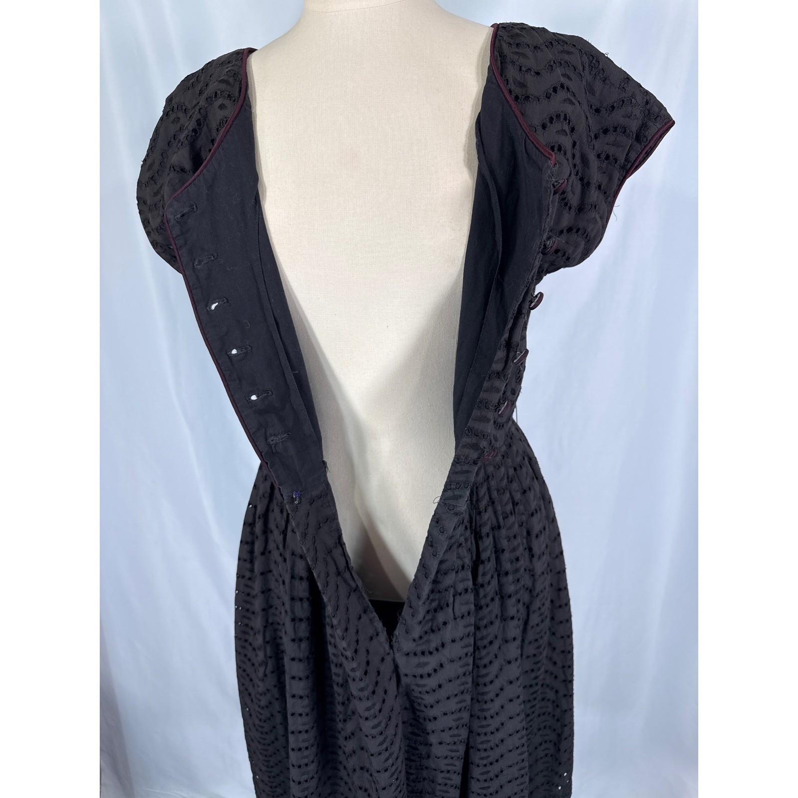 VTG Black Eyelet Fit & Flare Rockabilly Dress Pinup Dark Academia 1950s 30 waist