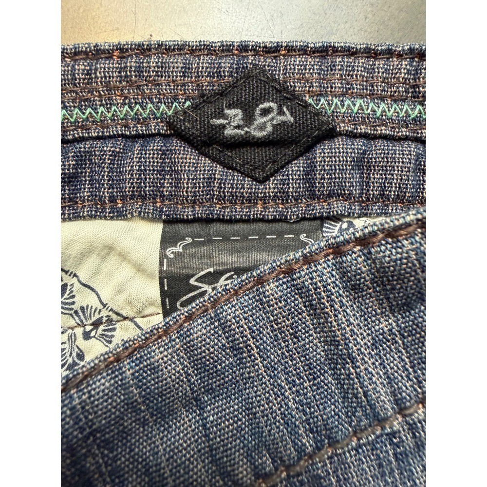Stitches Y2K Low Rise Distressed Jean Shorts Peekaboo Pockets Y2K Size 28 Waist