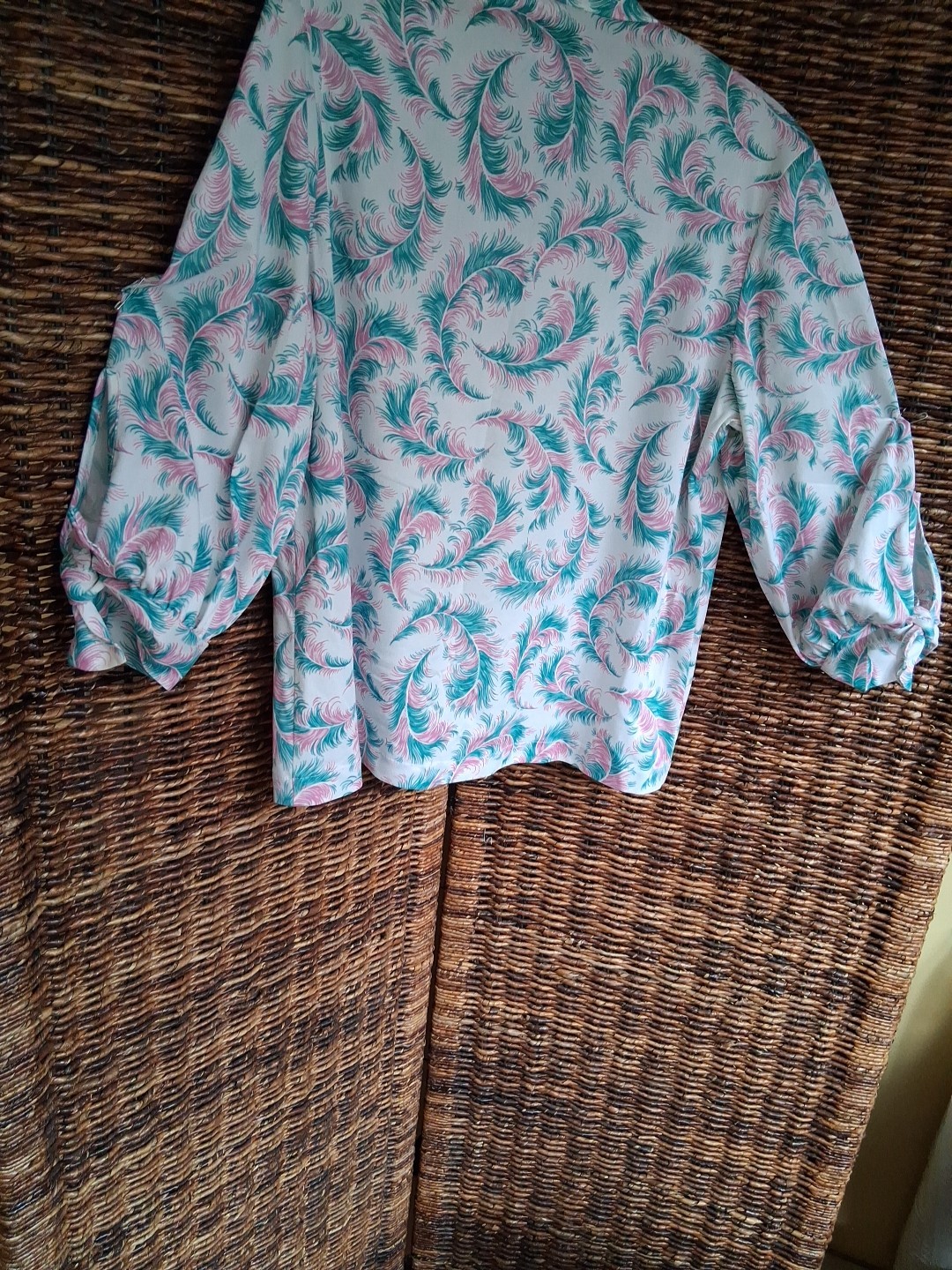 Vintage 70s Blue And Pink Paisley Feathers Med? Retro Disco Groovy Mod Unbrand