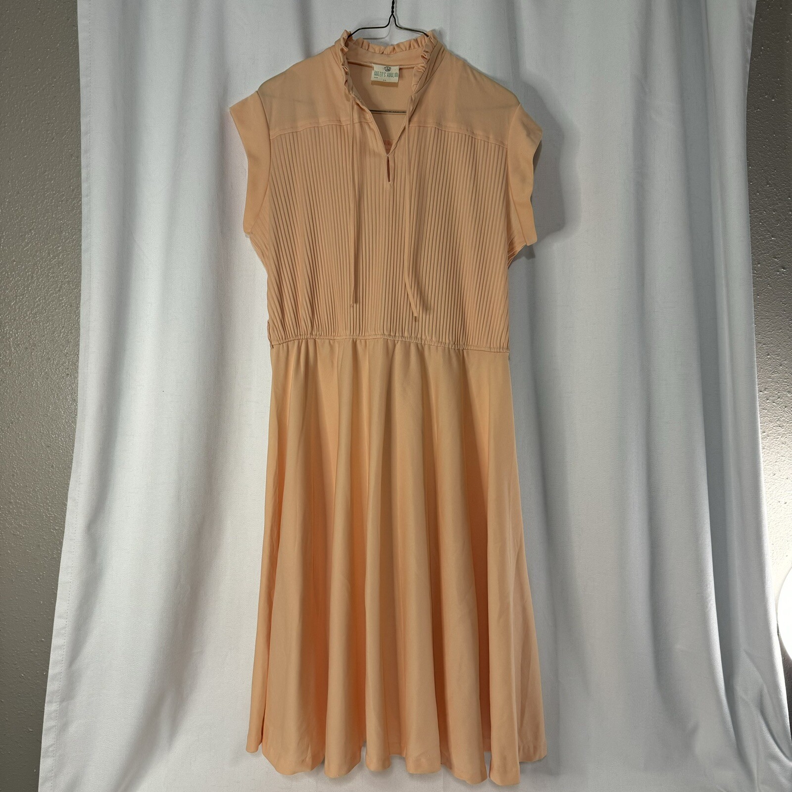 Vintage Queen’s Row Inc Size 18 Elastic Waist Dress Coral Flowy Skirt Cap Sleeve