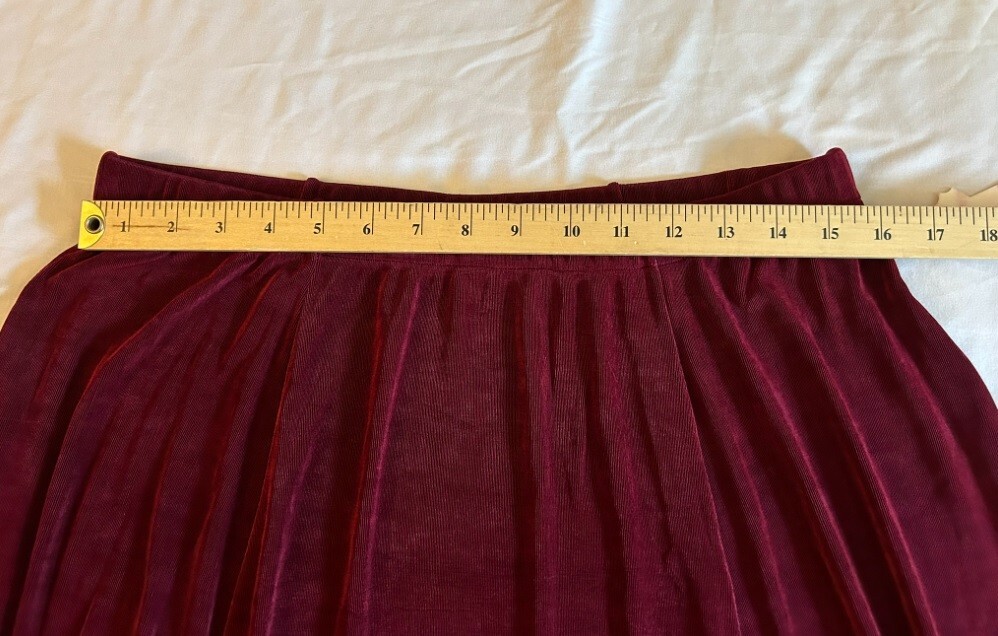 BANJO Dallas Texas VTG 90s RARE NWT Women’s XL Slinky 2-Piece Skirt Set Wine Red