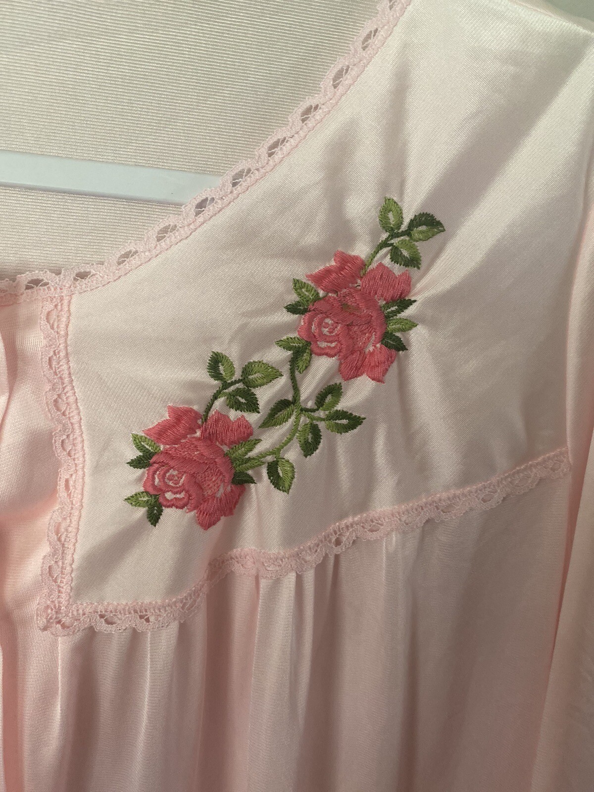 Vintage Lorraine Nightgown Size Large PINK ICE Floral Embroidered Silky Sleep