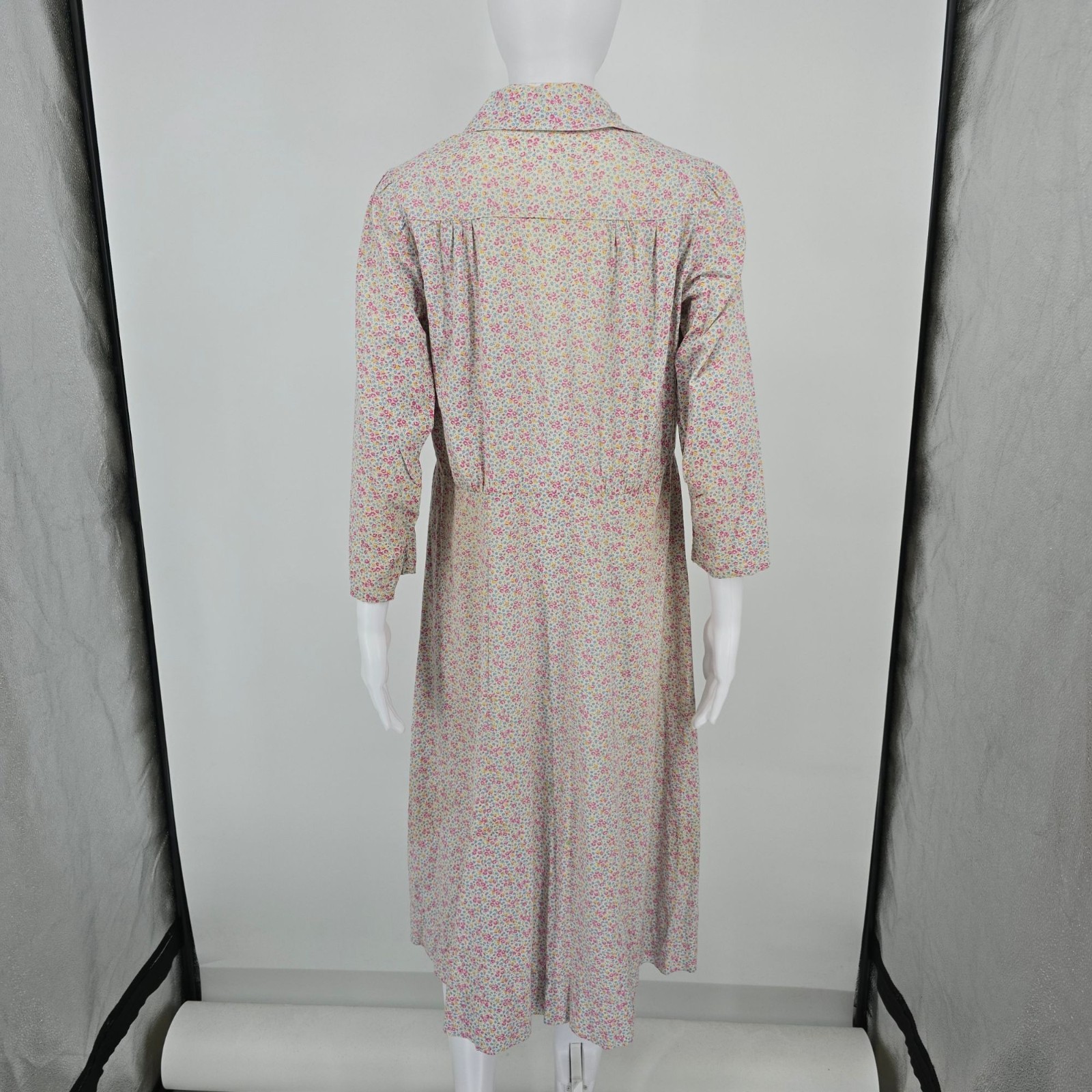 Vintage 1940s Ditsy Floral Pattern Cotton Midi Housedress/Day Dress (12/L)