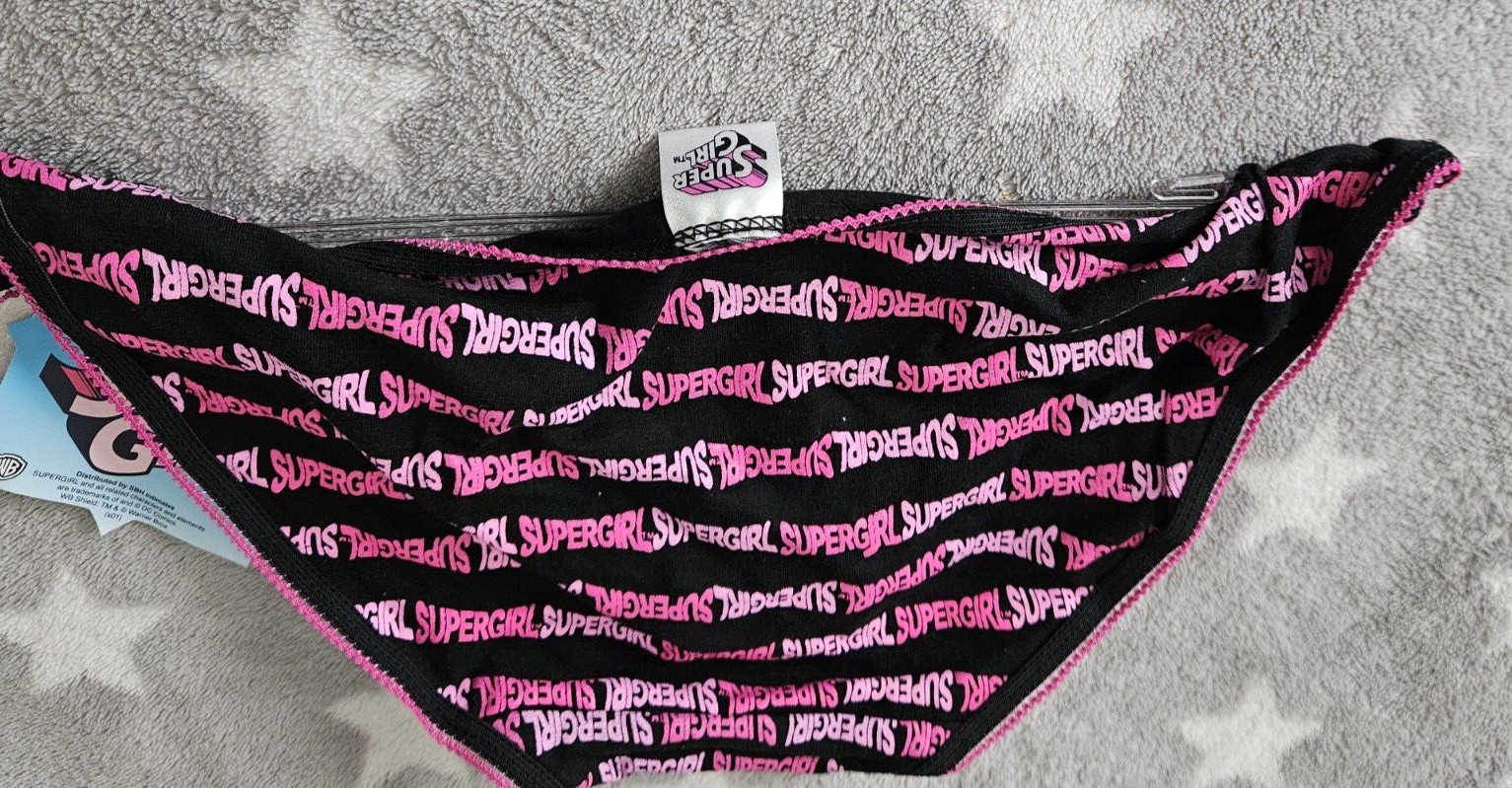 SuperGirl Intimates Women’s Bikini Panties Size: SMALL Color: BLACK/PINK