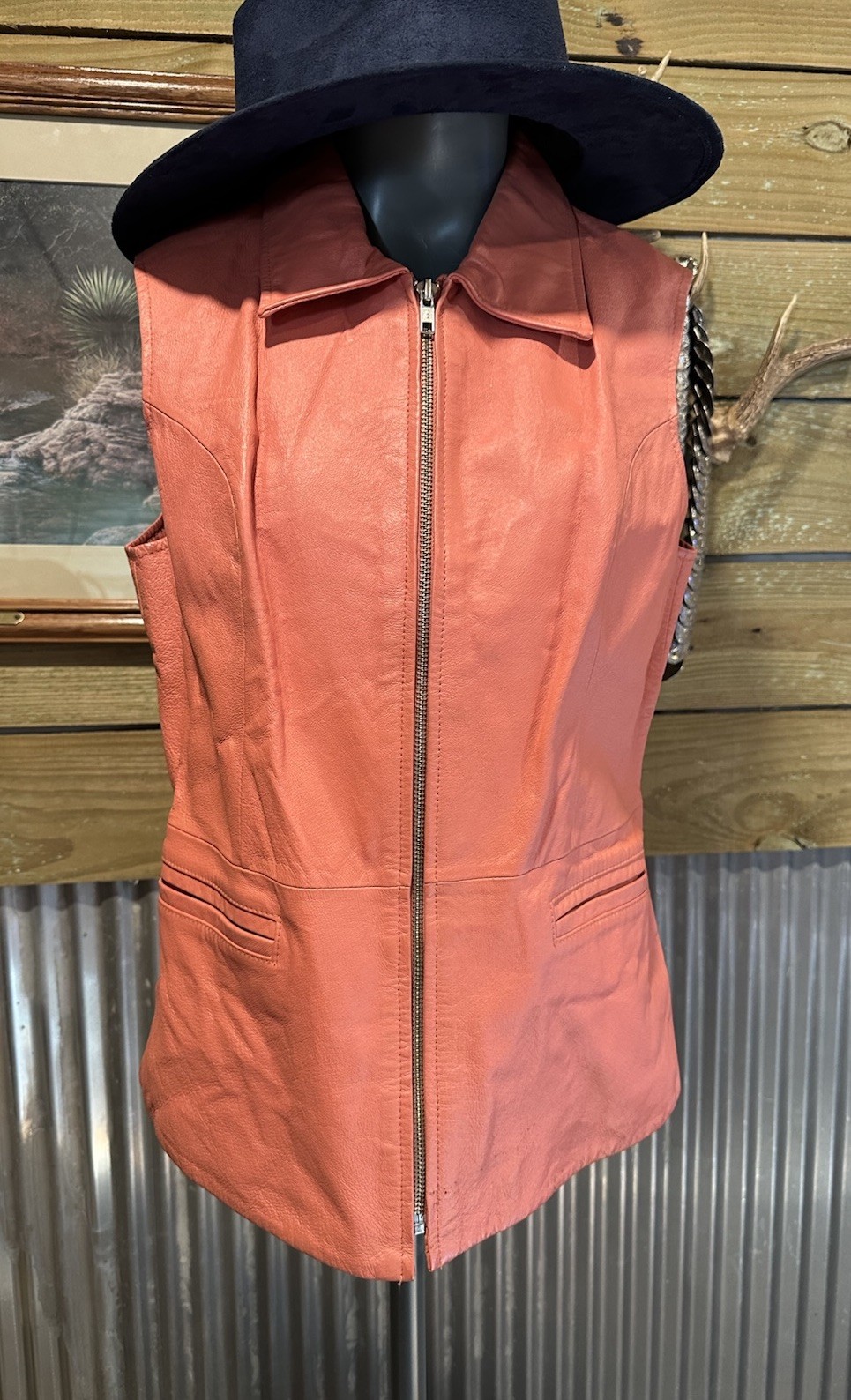 Metro Style Salmon Vintage 90s Collared Sleeveless Leather Vest Size 12 [39]