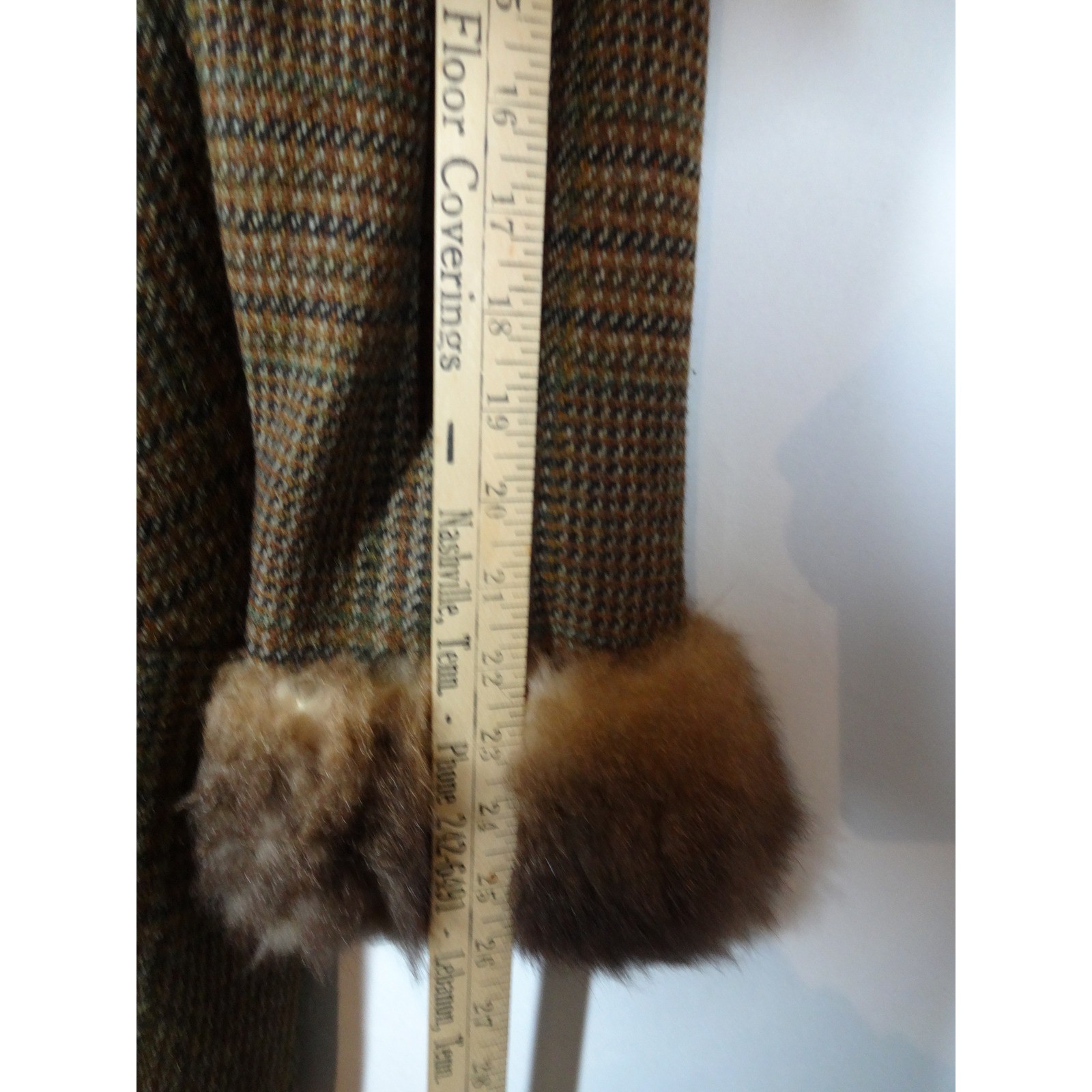Vintage ILGWU Tweed Coat Women M Brown Fur Trim Belted 60s Retro Dark Academia