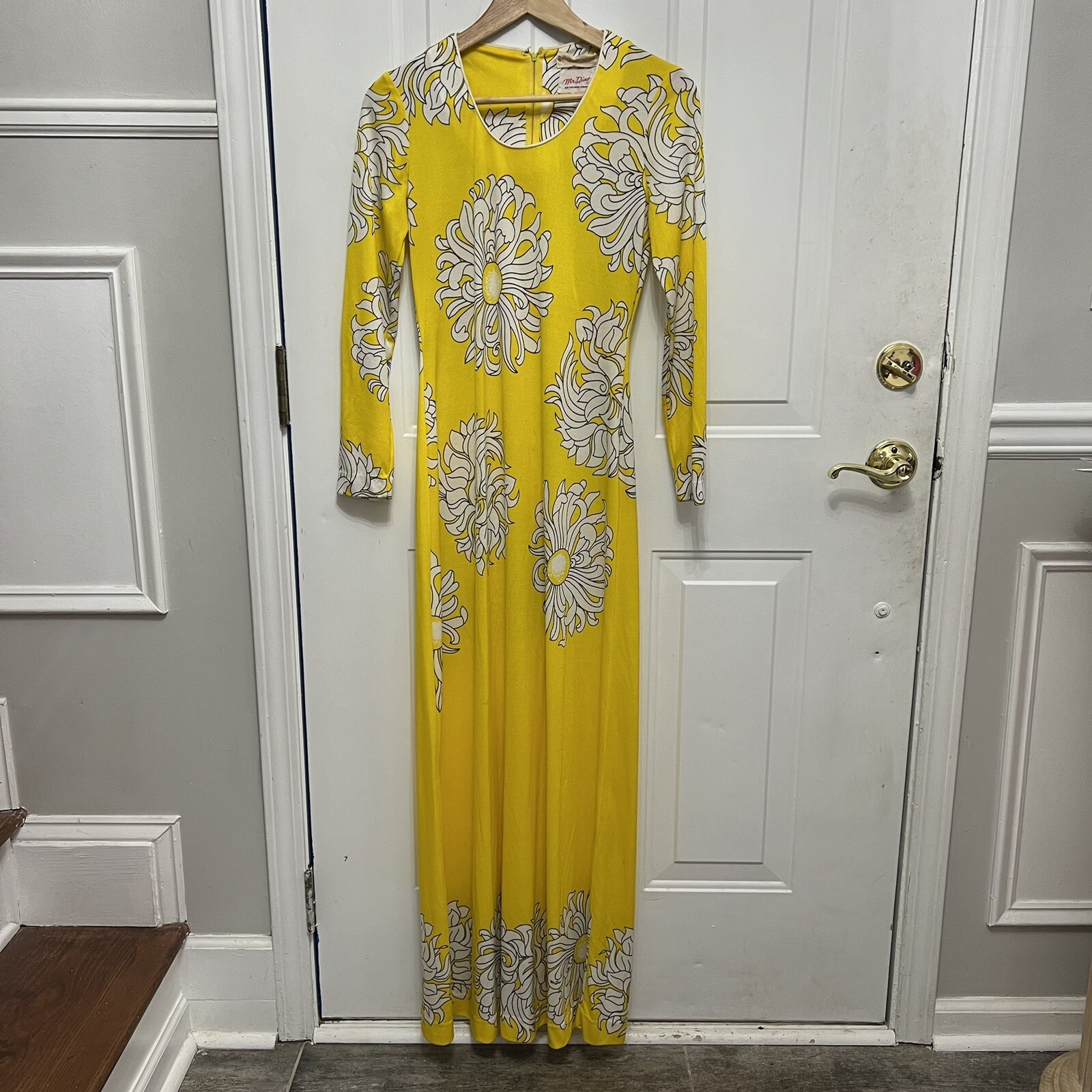Mr. Dino Golden Door Vintage Maxi Dress Floral Yellow Women’s Size 8 **READ**