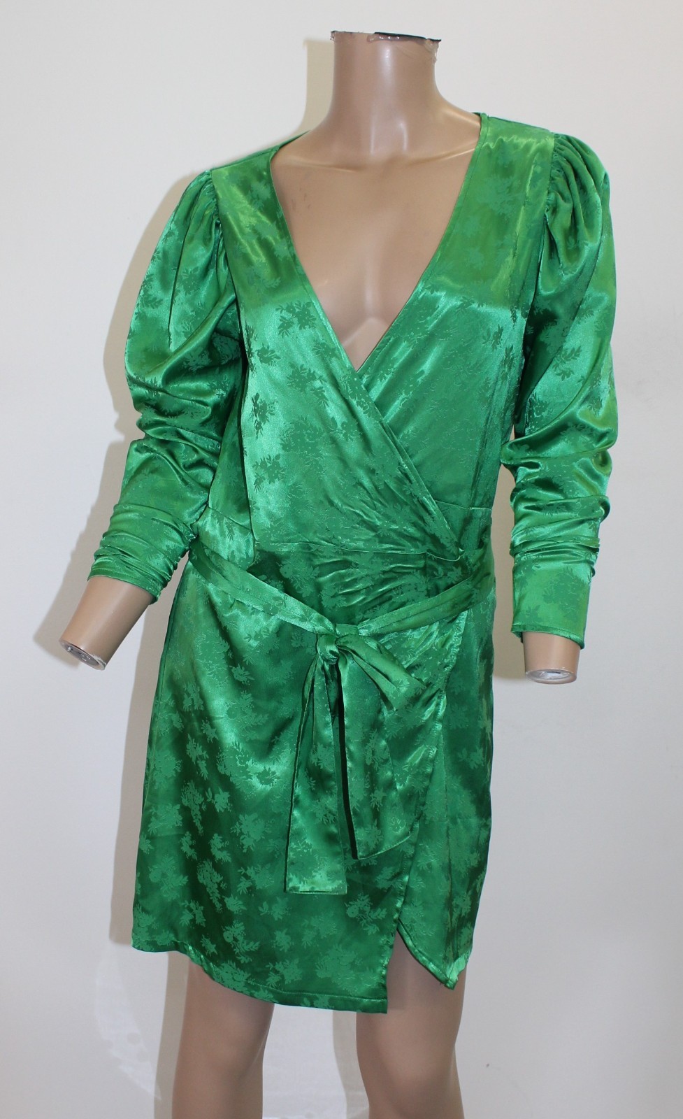 Vibrant Green Zara Dress Feat. Silky Satin Finish & Subtle Floral Print Size M