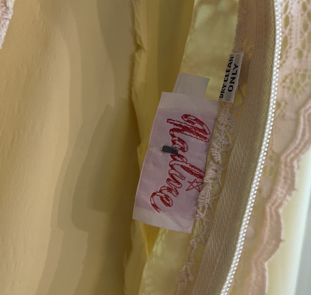 VTG 70s Nadine Victorian Style Maxi Dress Yellow Chiffon Ivory Lace Bib Size 7