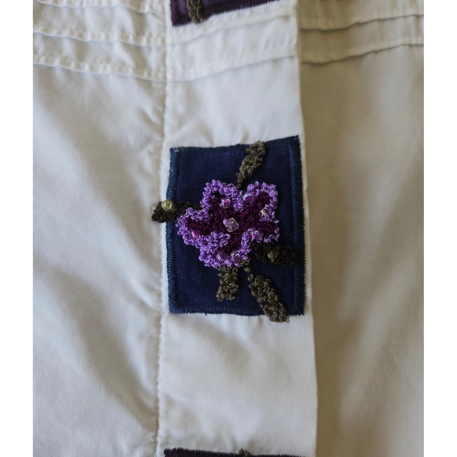 Vintage White Floral Embroidered Beaded Blouse Cottagecore Hippie Western Retro