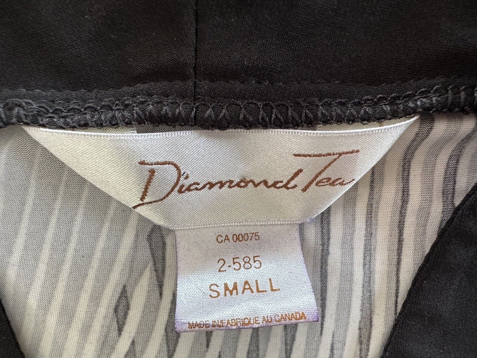 Vintage Diamond Tea Black & White Geometric Psychedelic Abstract Zip Robe Sz S