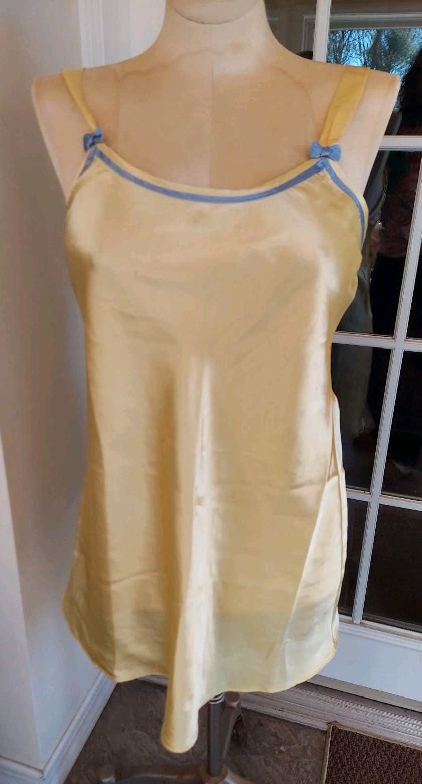 Vtg Kathryn Slip Dress Yellow Satin with Blue Trim Lingerie Smal 36 in Bust