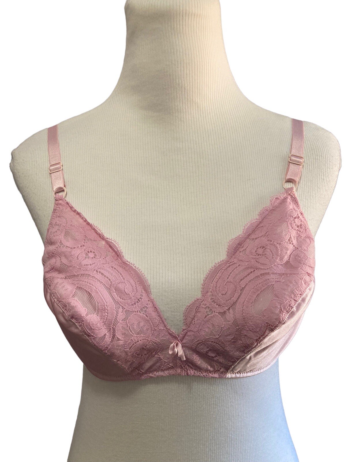 Vintage Vanity Fair Bra Size 36C Pink Lace Style 72-264 No Wire Retro 70’s