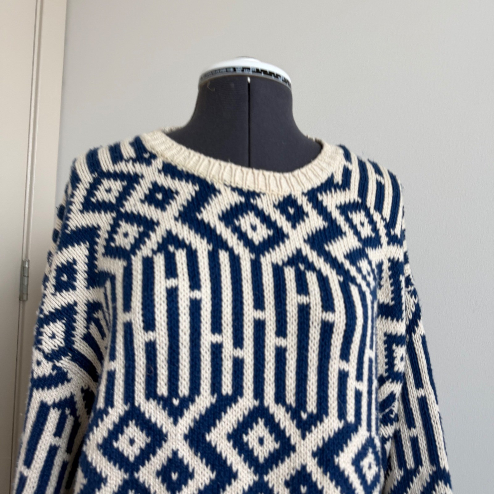 Vintage British Khaki 100% Cotton Print Crewneck Sweater