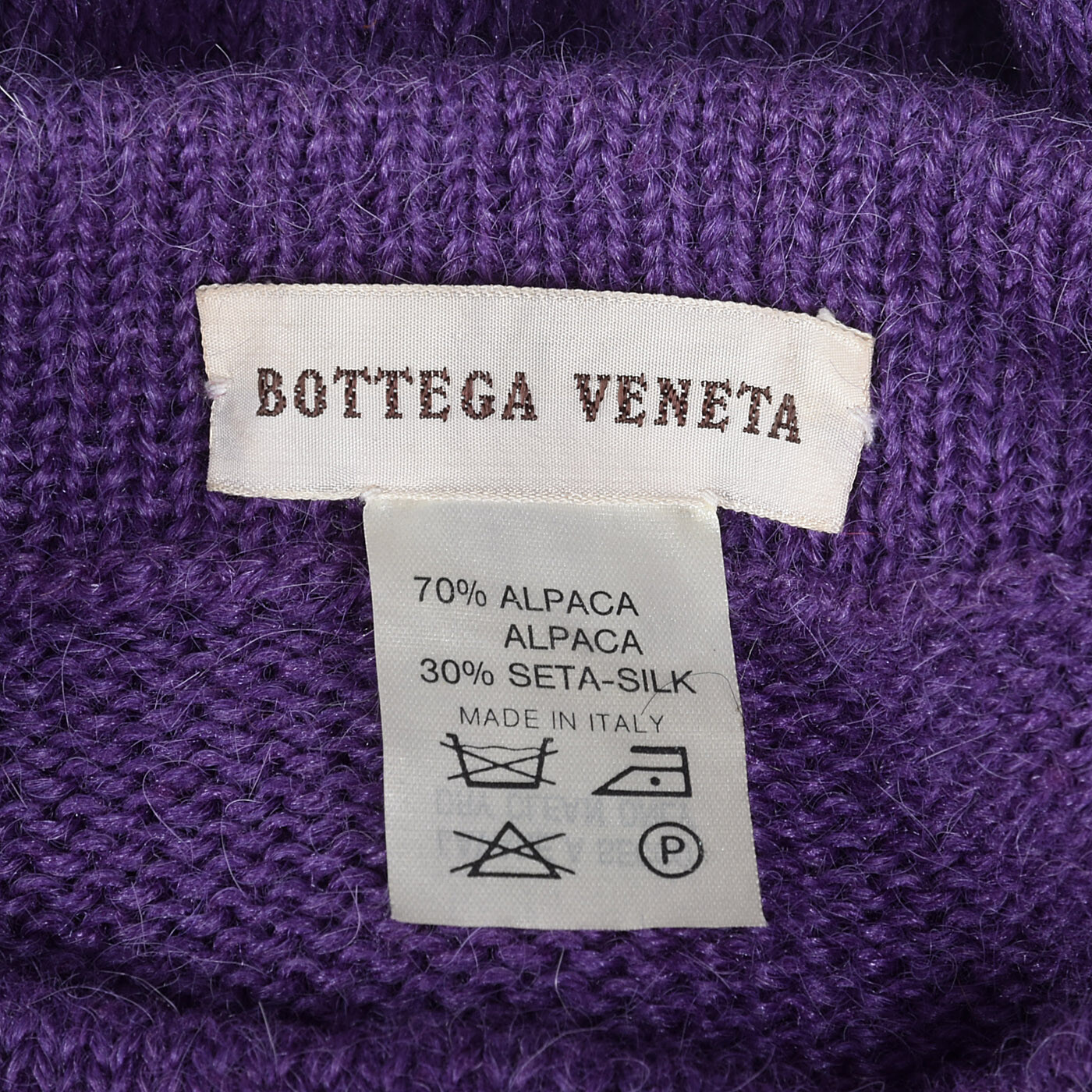 M 1980s Bottega Veneta Mohair Silk Purple Cable Knit Sweater Long Sleeves Cozy