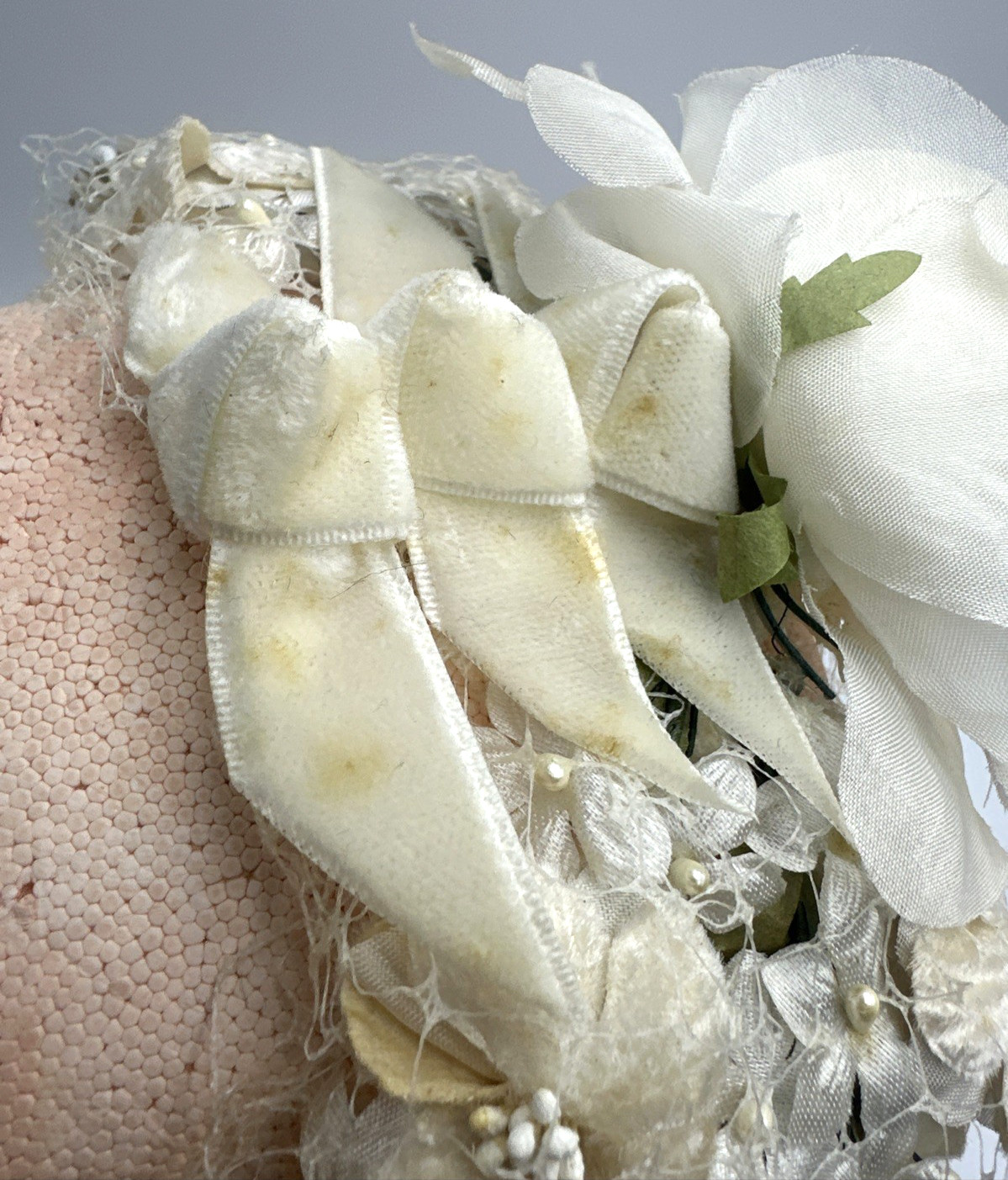 Vintage 1960s Union Made Bridal Headpiece White Rose Velvet Posies Netting