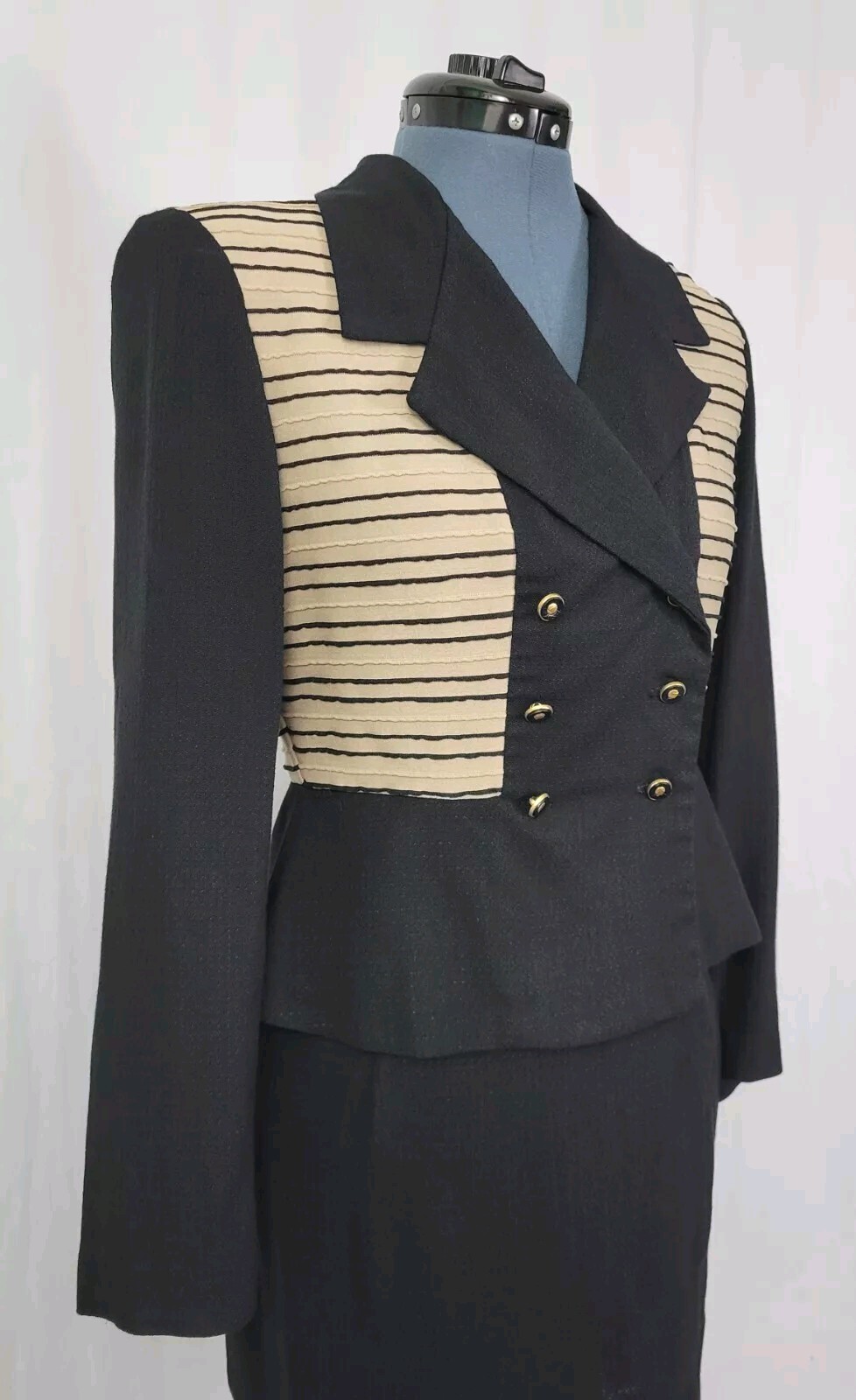 Vintage JSJ Petites Black & Tan 2-Piece Jacket & Skirt Set Size 8P