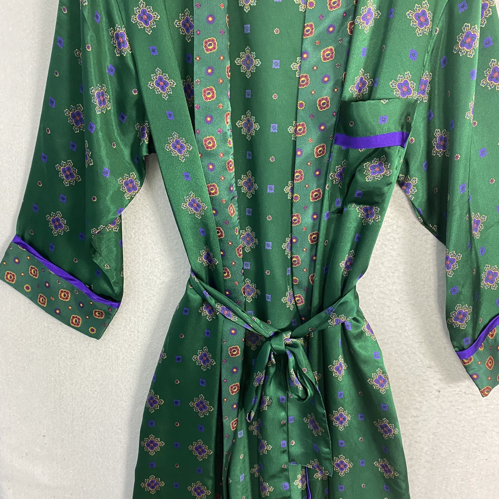 VTG Kimono ROBE Lingerie Size S Green Geometric Belted Women’s Satin Pocket