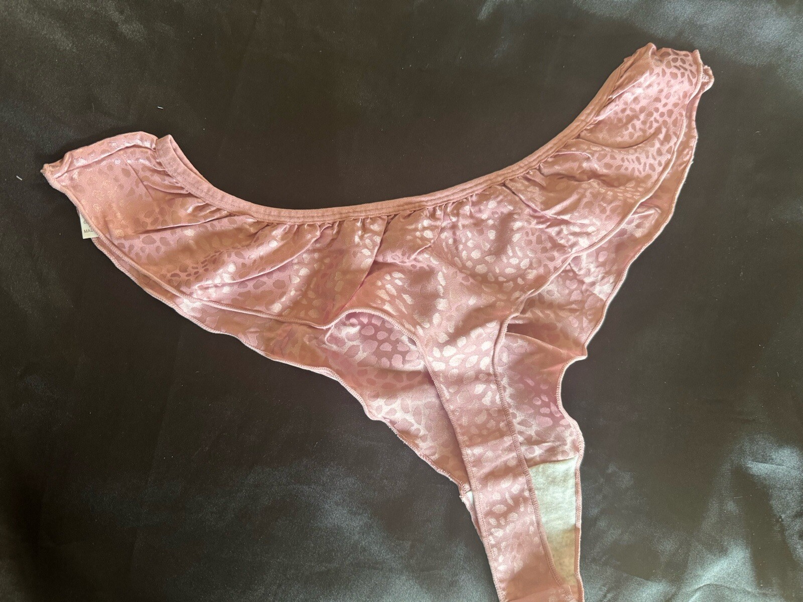 Sexy Vtg Style 1980s Satin Flutter Ruffle Rose Pink Print Thong Panties Sz XL