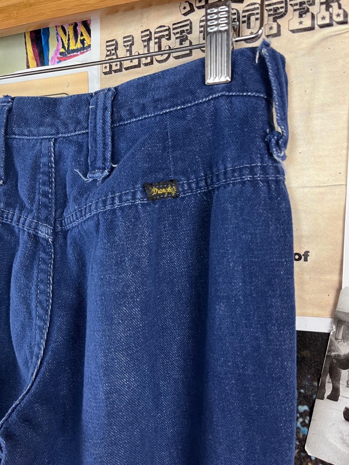 Vintage 70s Dark Wash Junior Low Rise Wrangler Bell Bottom Denim Flares 28×29