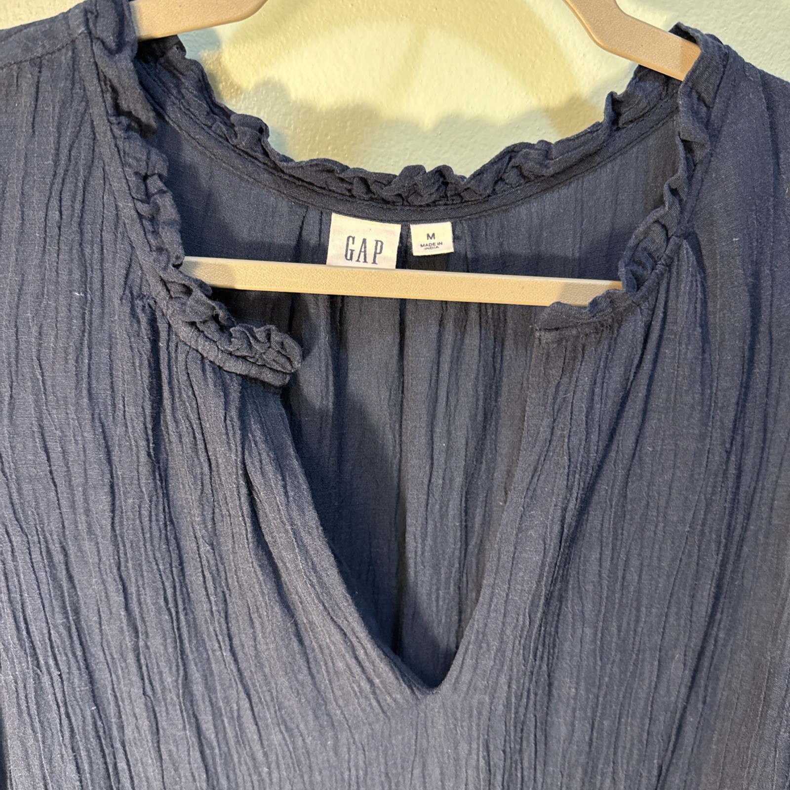 Gap Size Medium V-Neck Sleeveless Lined Crinkle Midi dress Navy Blue 100% Cotton