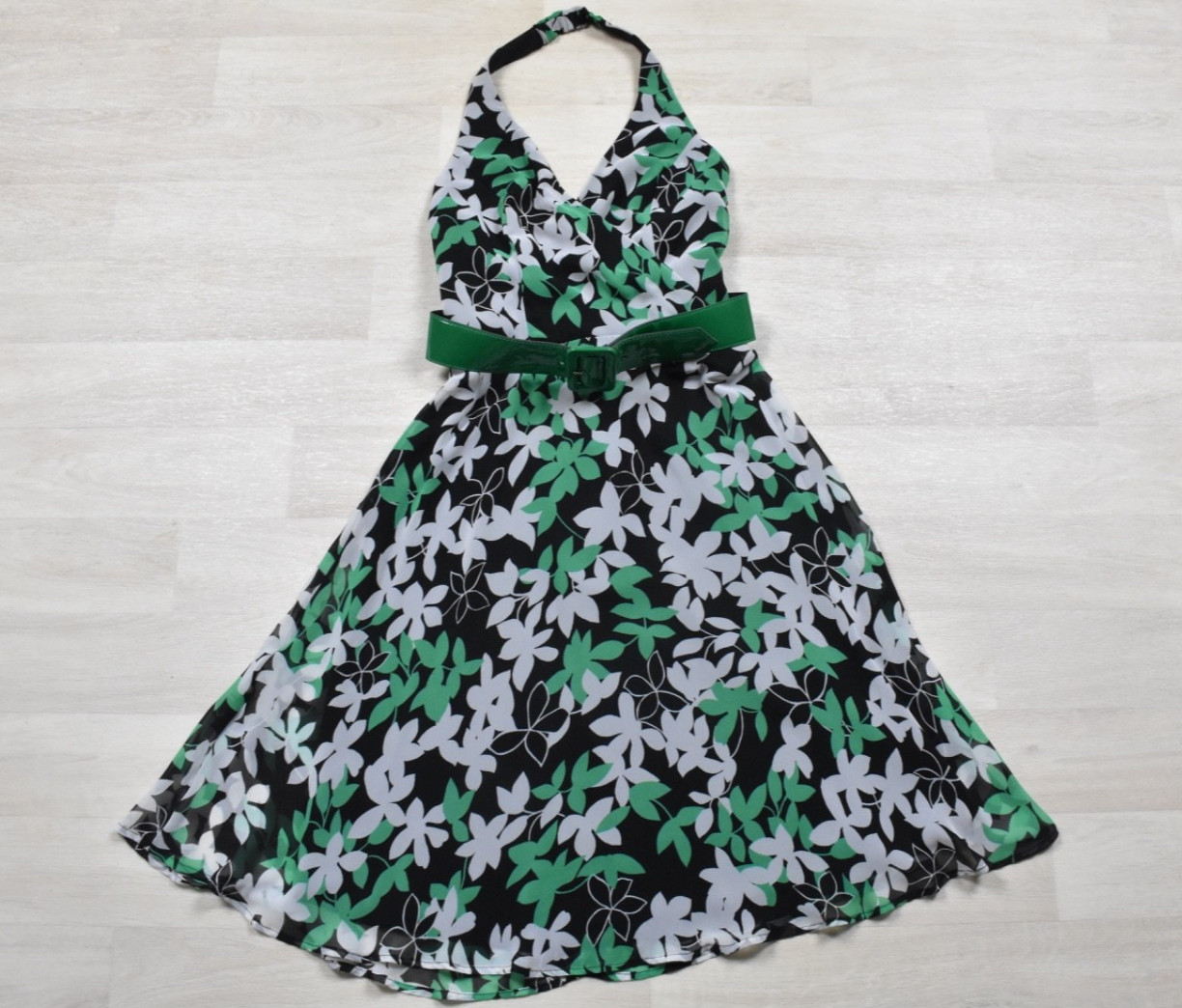 Vintage Y2K Bisou Bisou Floral Halter Dress (4) Pinup Matching Belt Resort Wear
