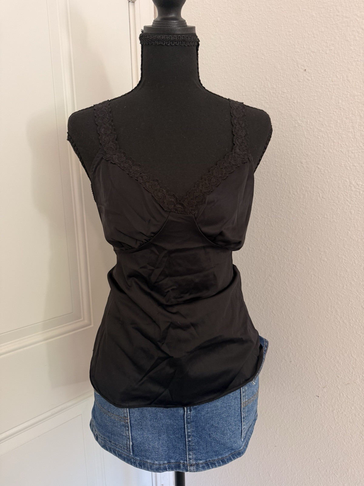 VTG Cabernet Black Lace Trim Slip Tank Top 34 Bust