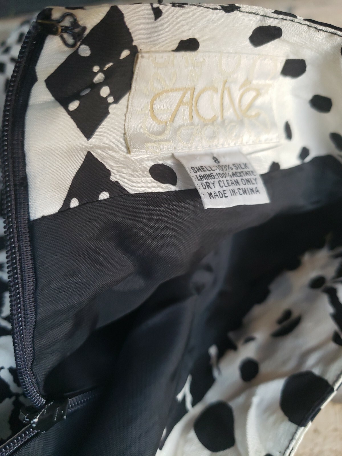 VTG 90s Cache Black White Print All Silk Mini Skirt Sz 8 Club Cougar Y2K FLAWS