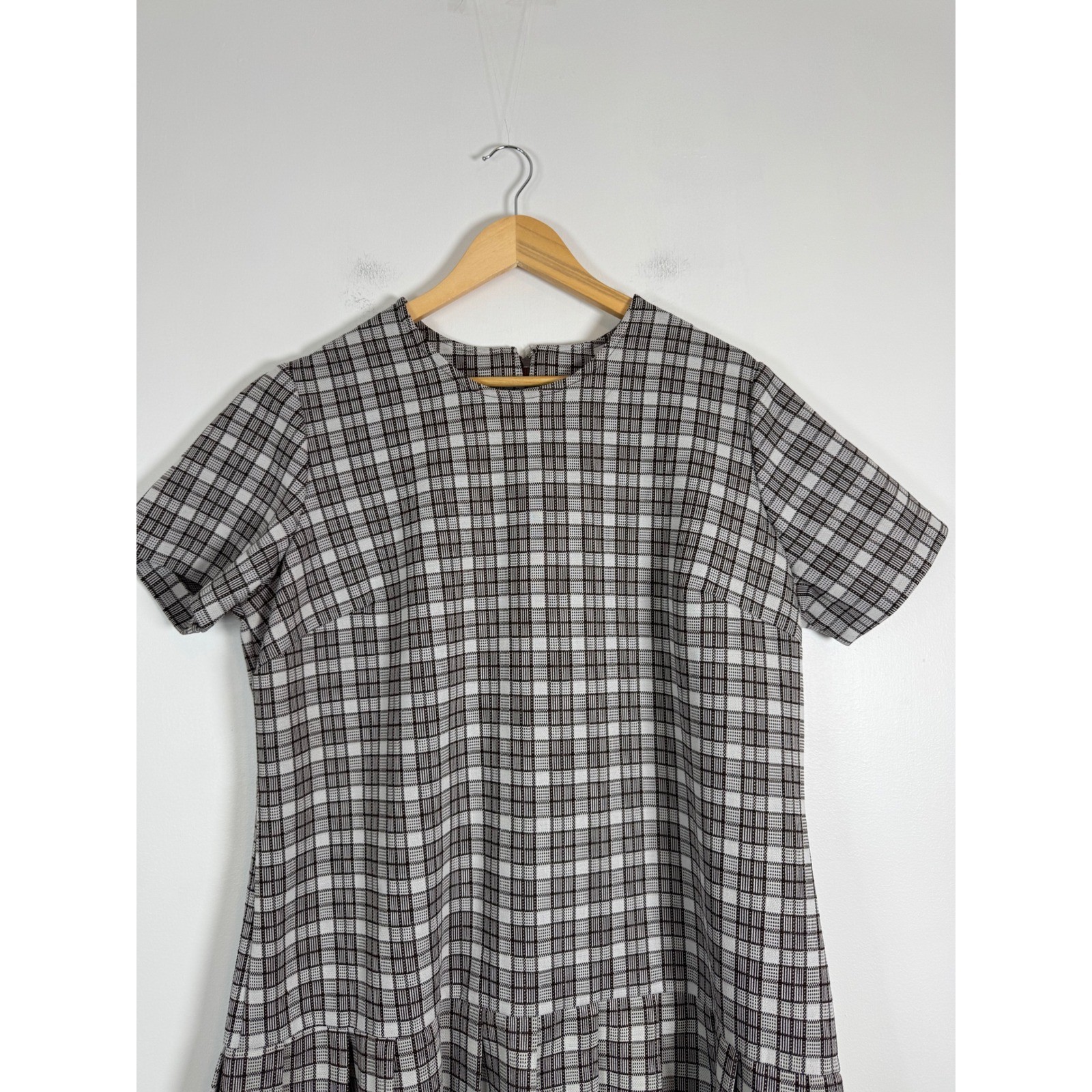 Vintage ILGWU Union Made Women 22.5 Drop Waist Dress Brown Plaid Pleated Retro