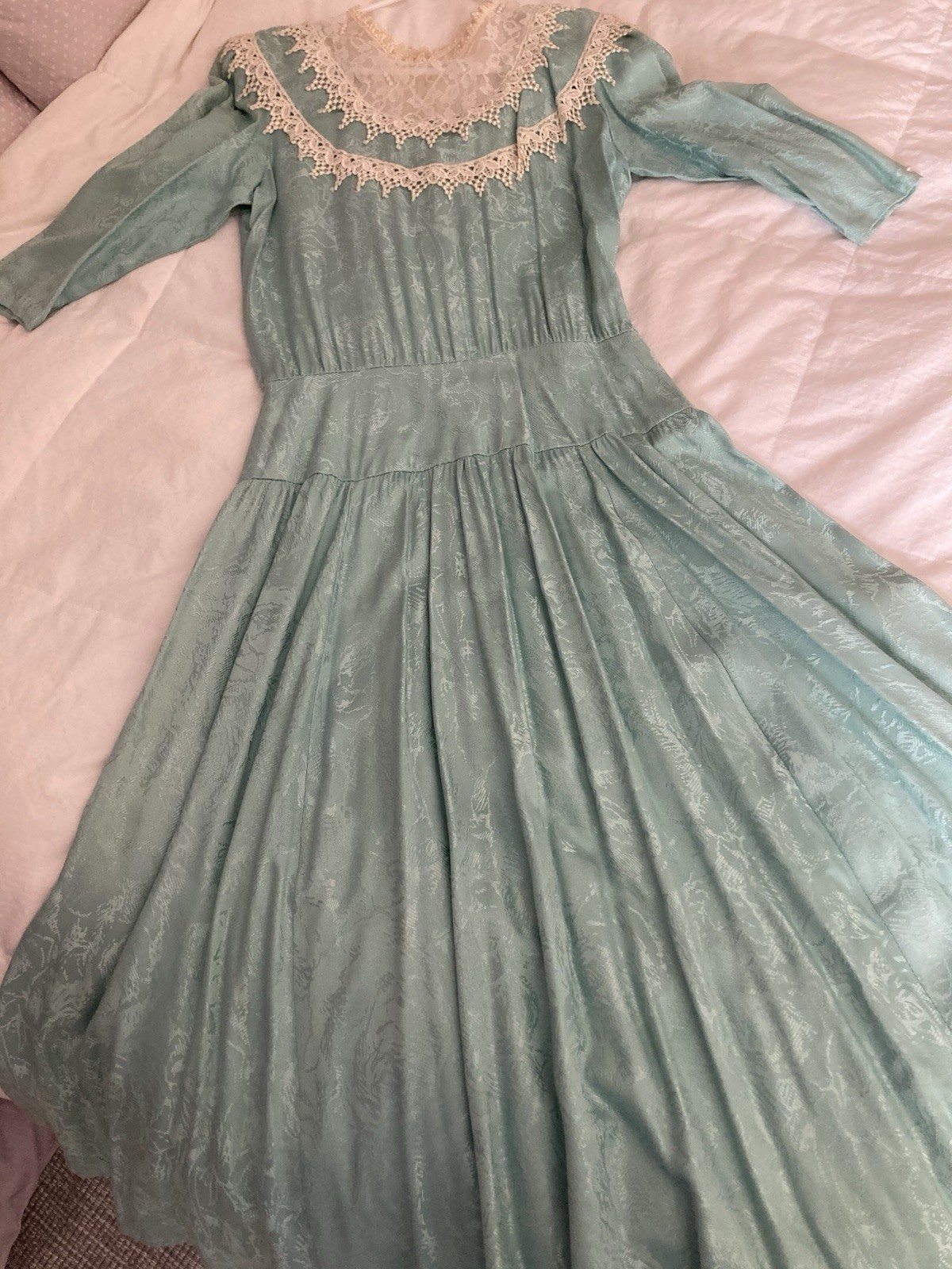 JSJ Vintage Aqua Jacquard/Brocade Dress With Lace & Pearls Size 7/8 Made In USA