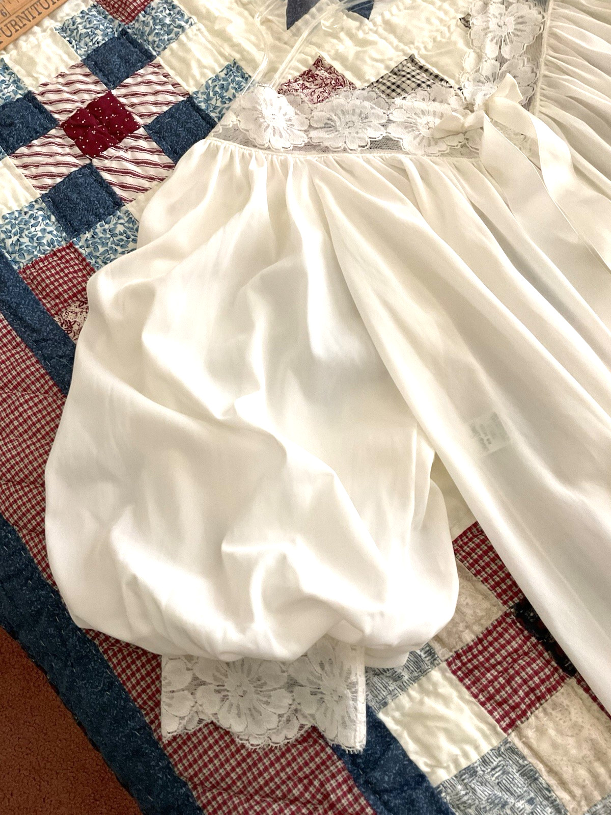 1963 SANS SOUCI White Peignoir Robe Double Chiffon Sleeves Lace Cuff Tie Front-S