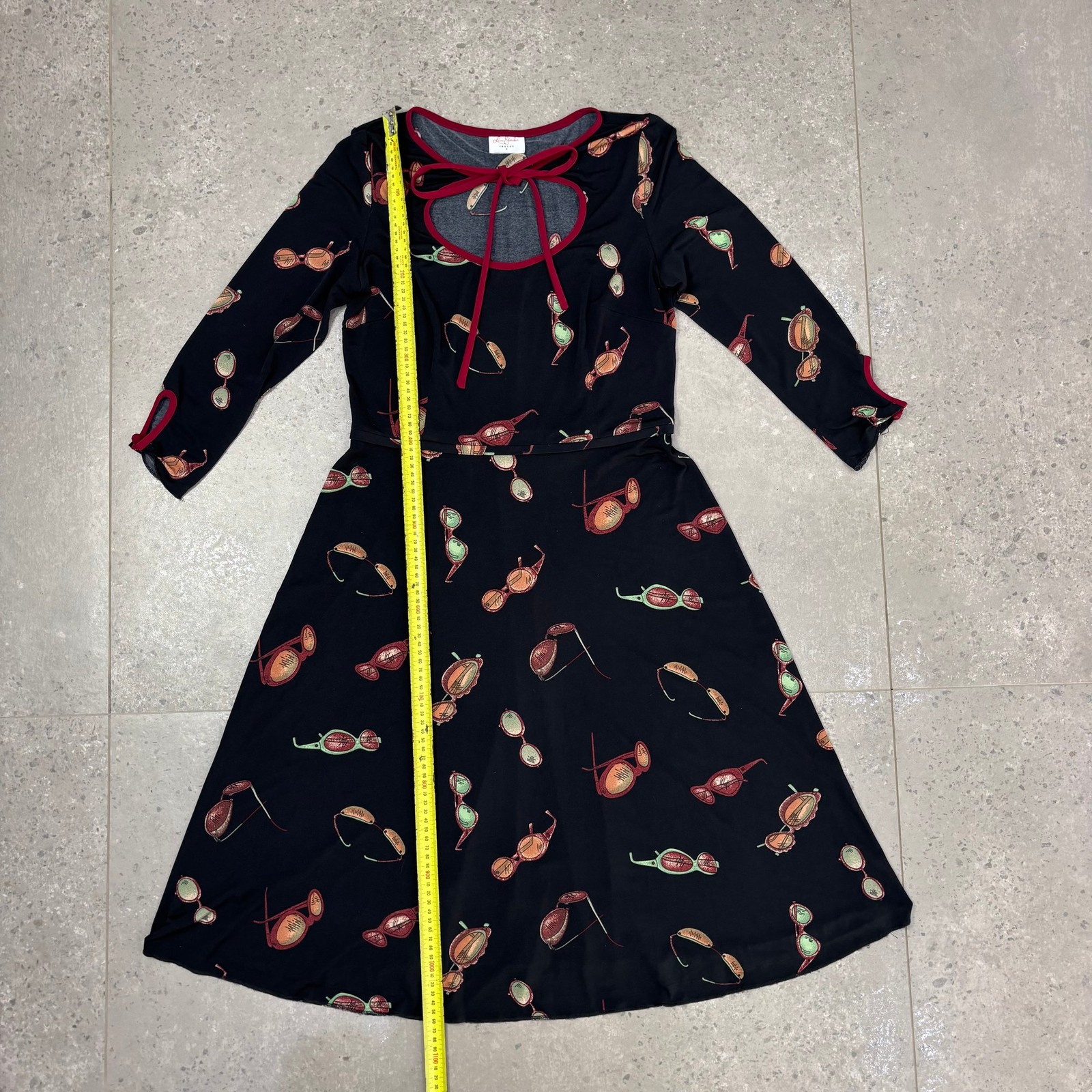 Leona Edmiston Women’s Dress Size 2 Black Red Sunglasses Print Vintage