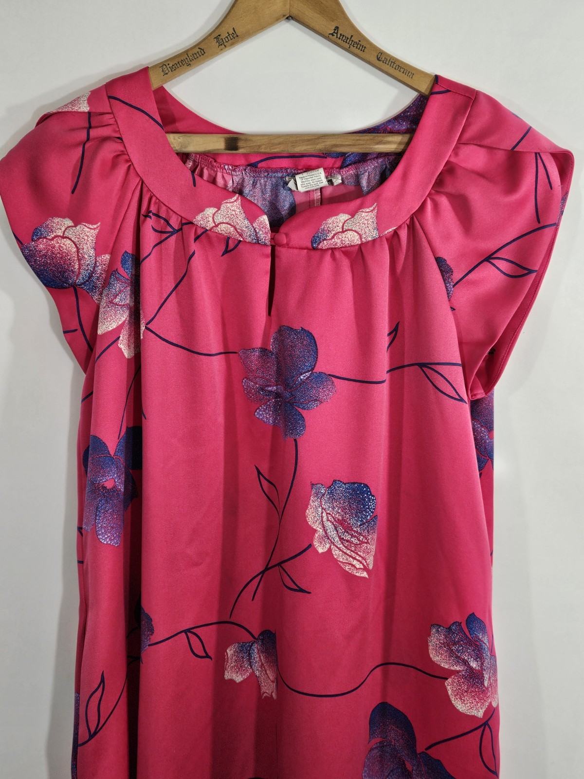 Vintage Nani of Hawaii Dress Size L PInk Floral Print Muumuu lounge Polyester