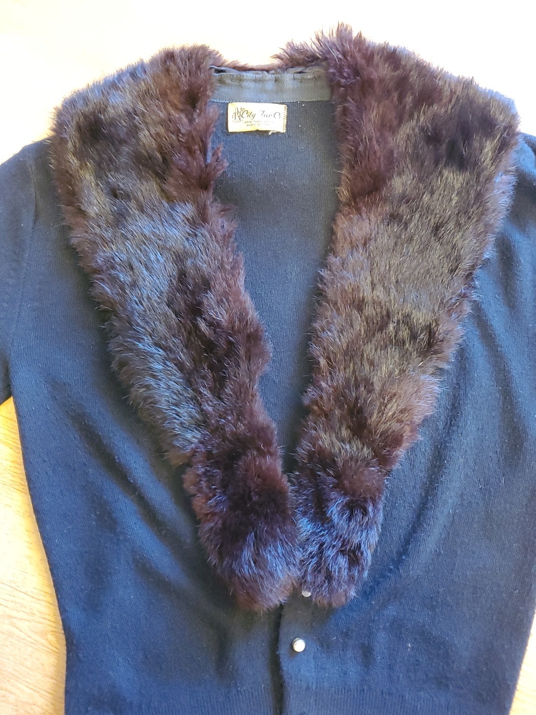 Vintage City Fur Co 100% Turbo Orlon Black Ladies Sweater 1950s Fur Petite Small