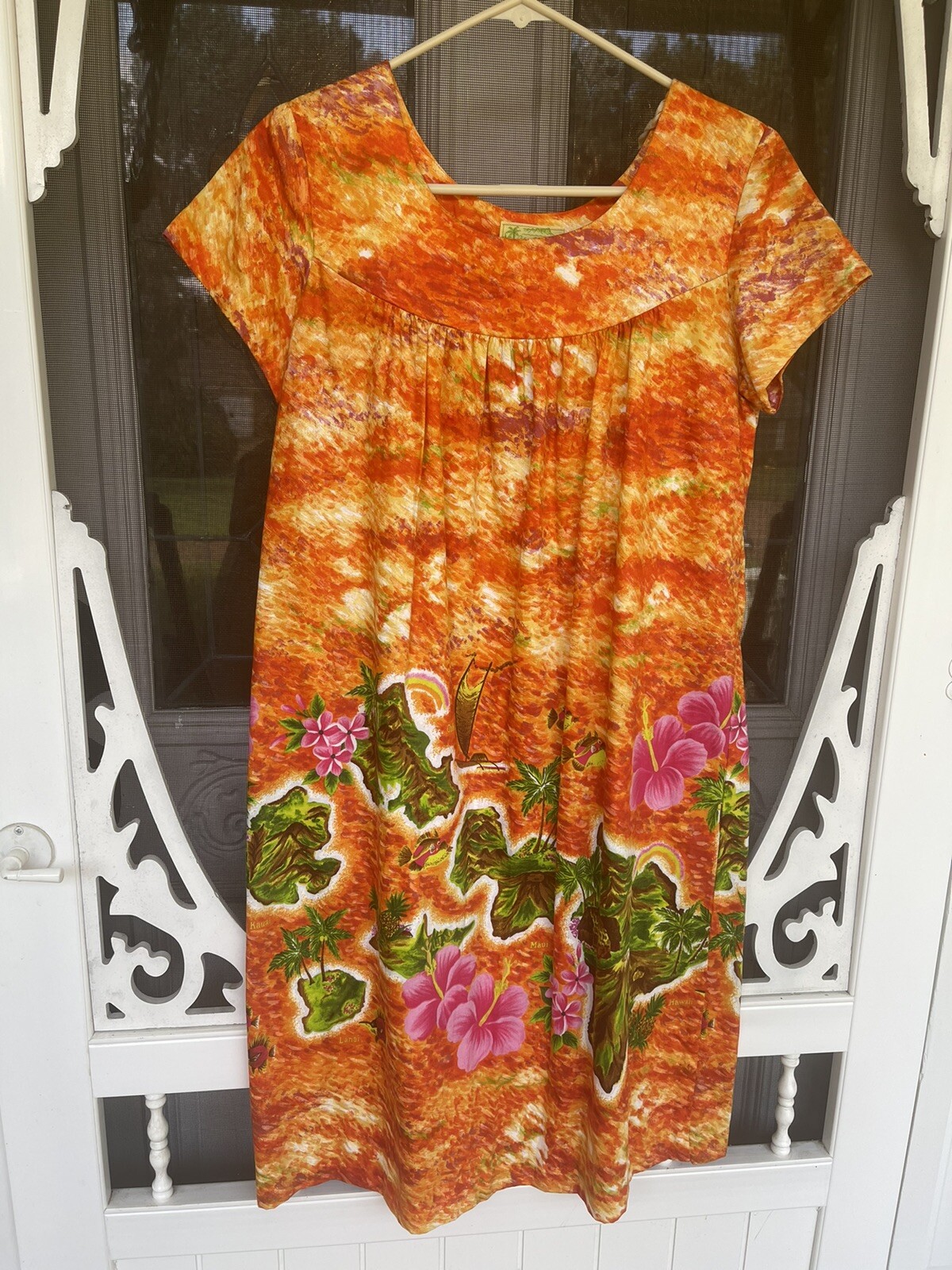 UI-MAIKAI Vtg 70s Hawaiian Island Map MuuMuu Dress Size XXS 8 **see Measurements