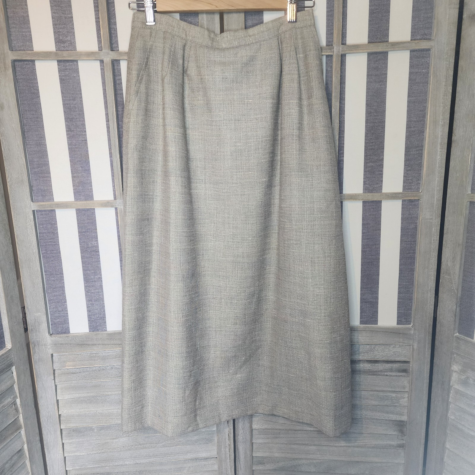 70s Jos A Banks Clothiers Long Gray Skirt Fully lined