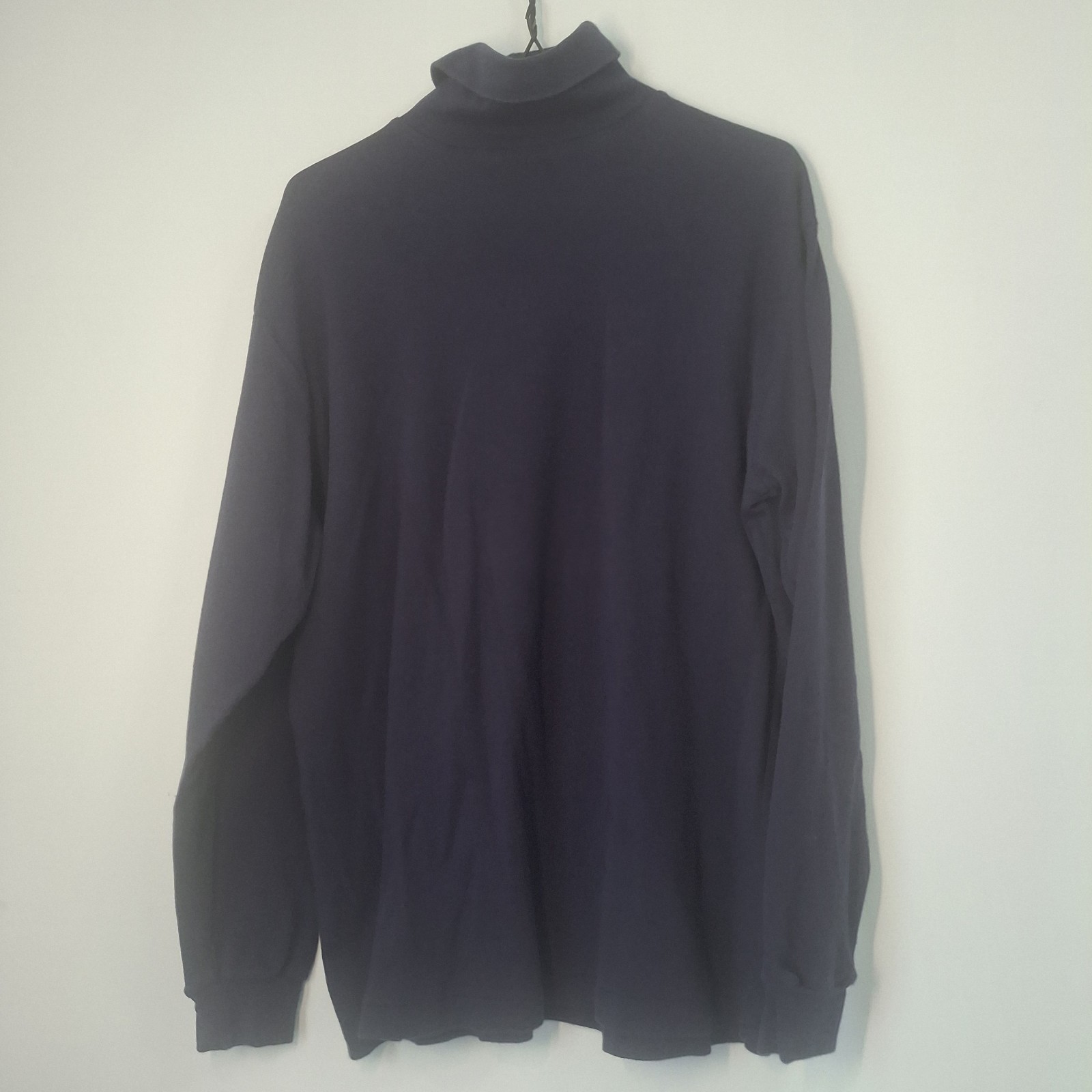 Vintage Vtg 417 Van Heusen Authentic Navy Blue Turtleneck Long Sleeve Sweater M