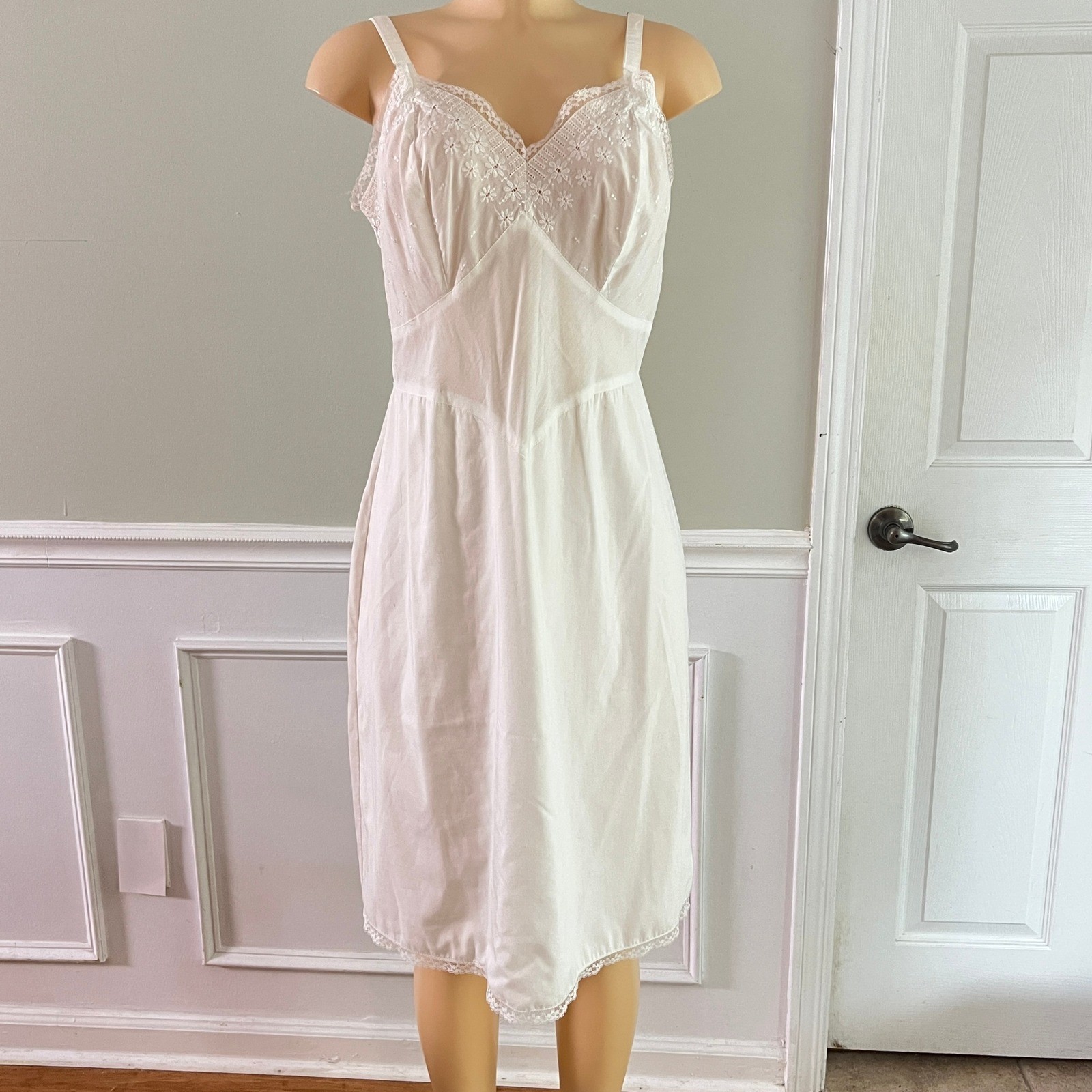 Vintage Eyelet Lace Full Slip Dress White Women Embroidered Cotton Cottagecore