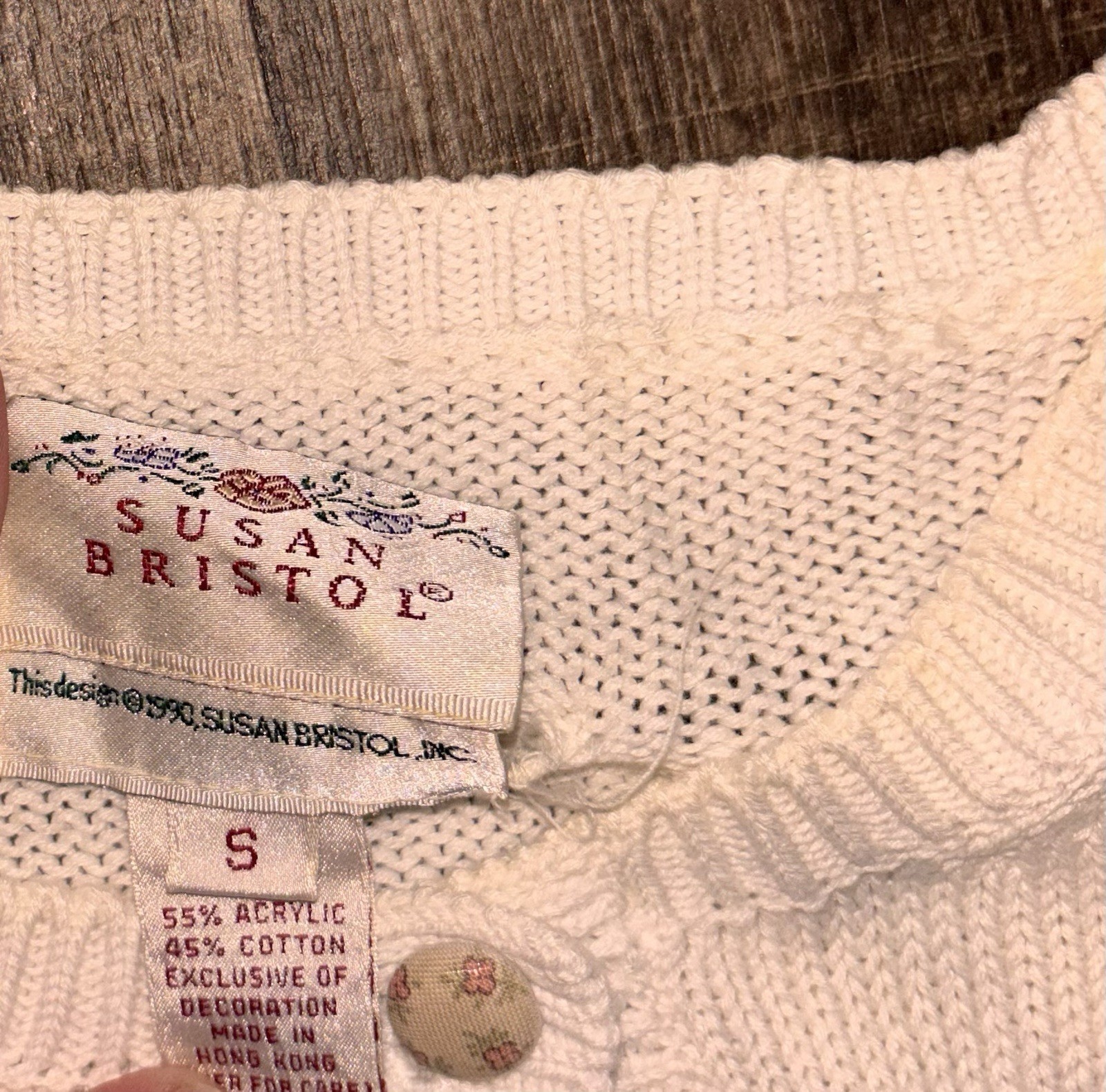 Susan Bristol 1990s Whimsical CottageCore Appliqué Sweater White Acrylic Cotton
