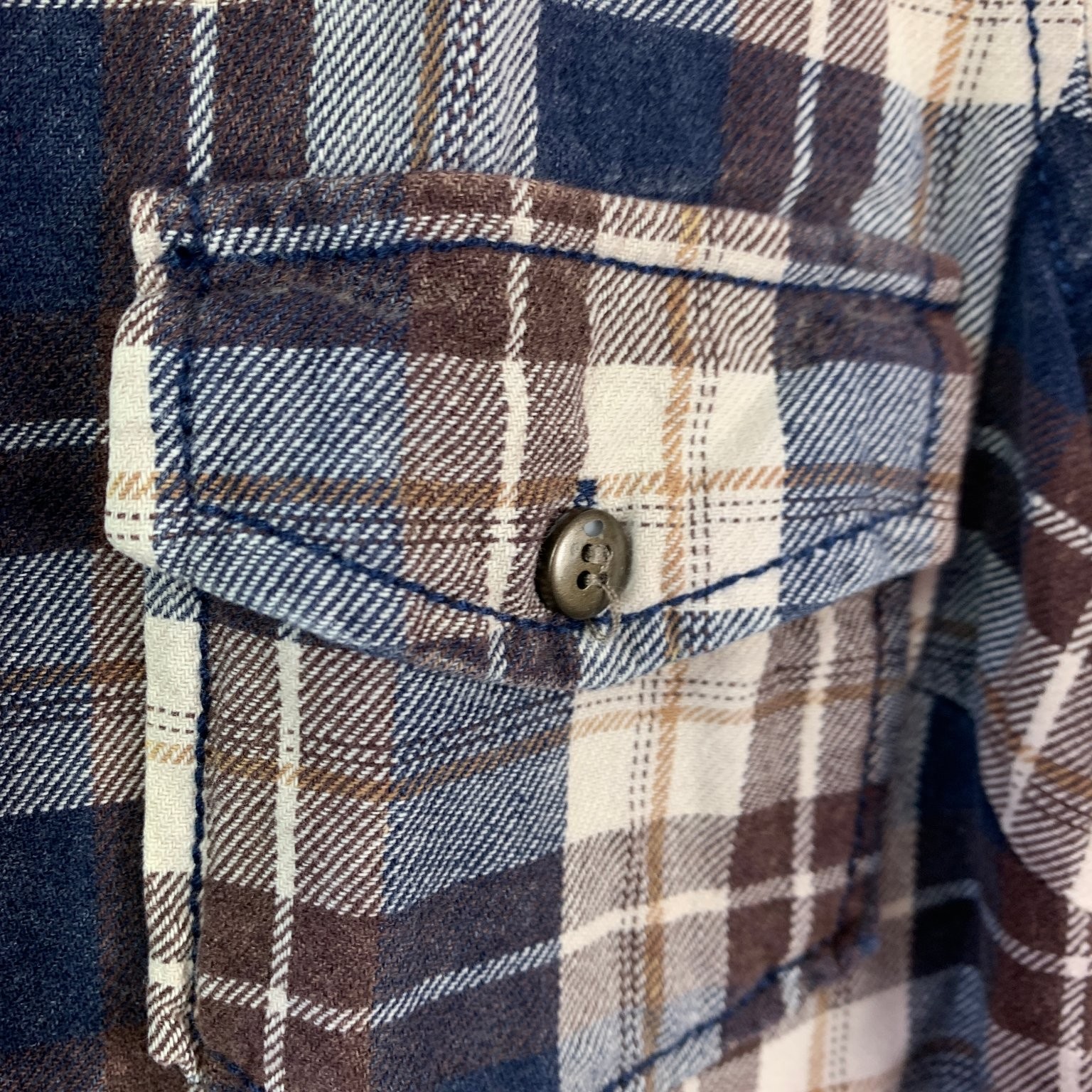 BKE Women’s Eased Flannel Shirt Plaid Knit S Brown Blue Bella Swan Twilight