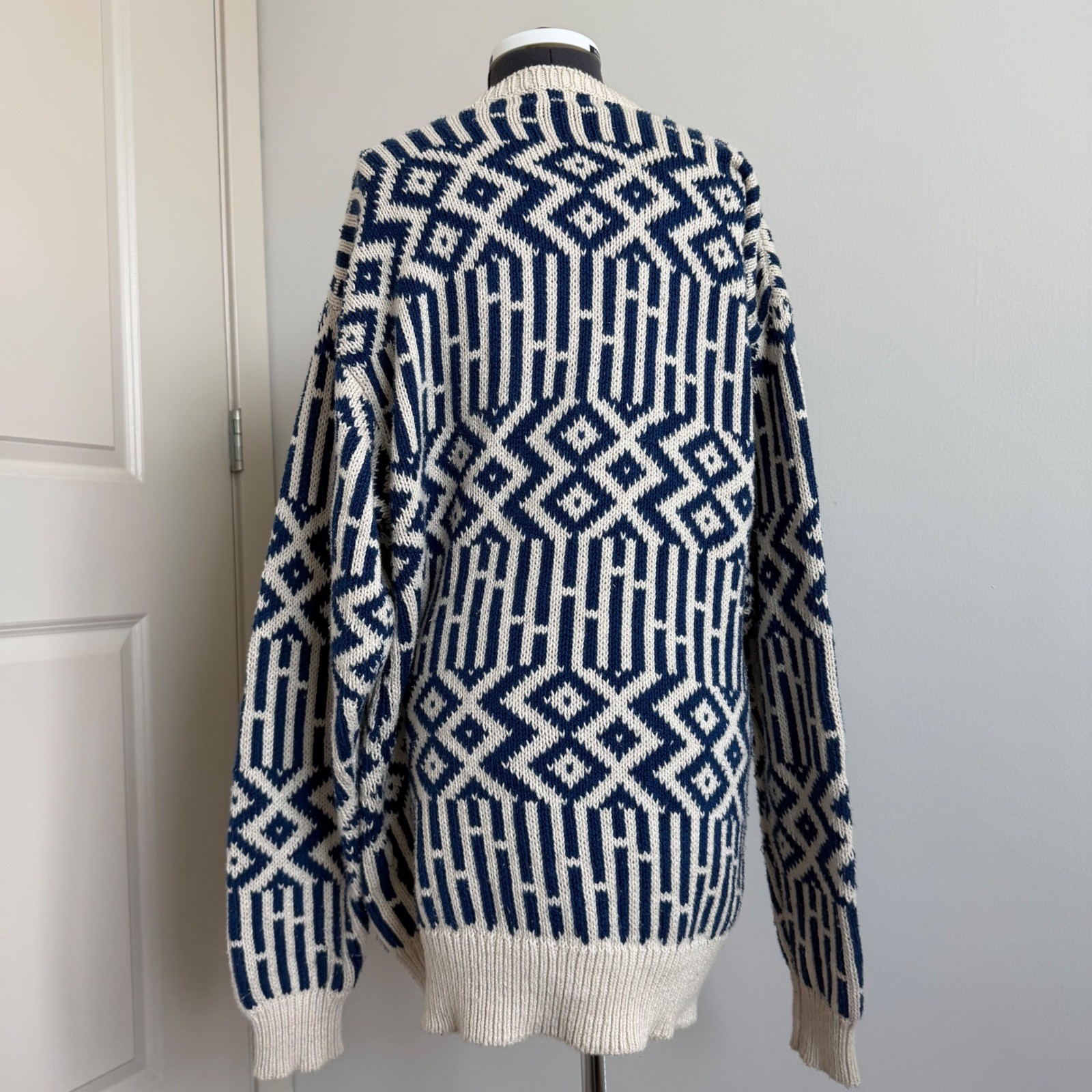 Vintage British Khaki 100% Cotton Print Crewneck Sweater