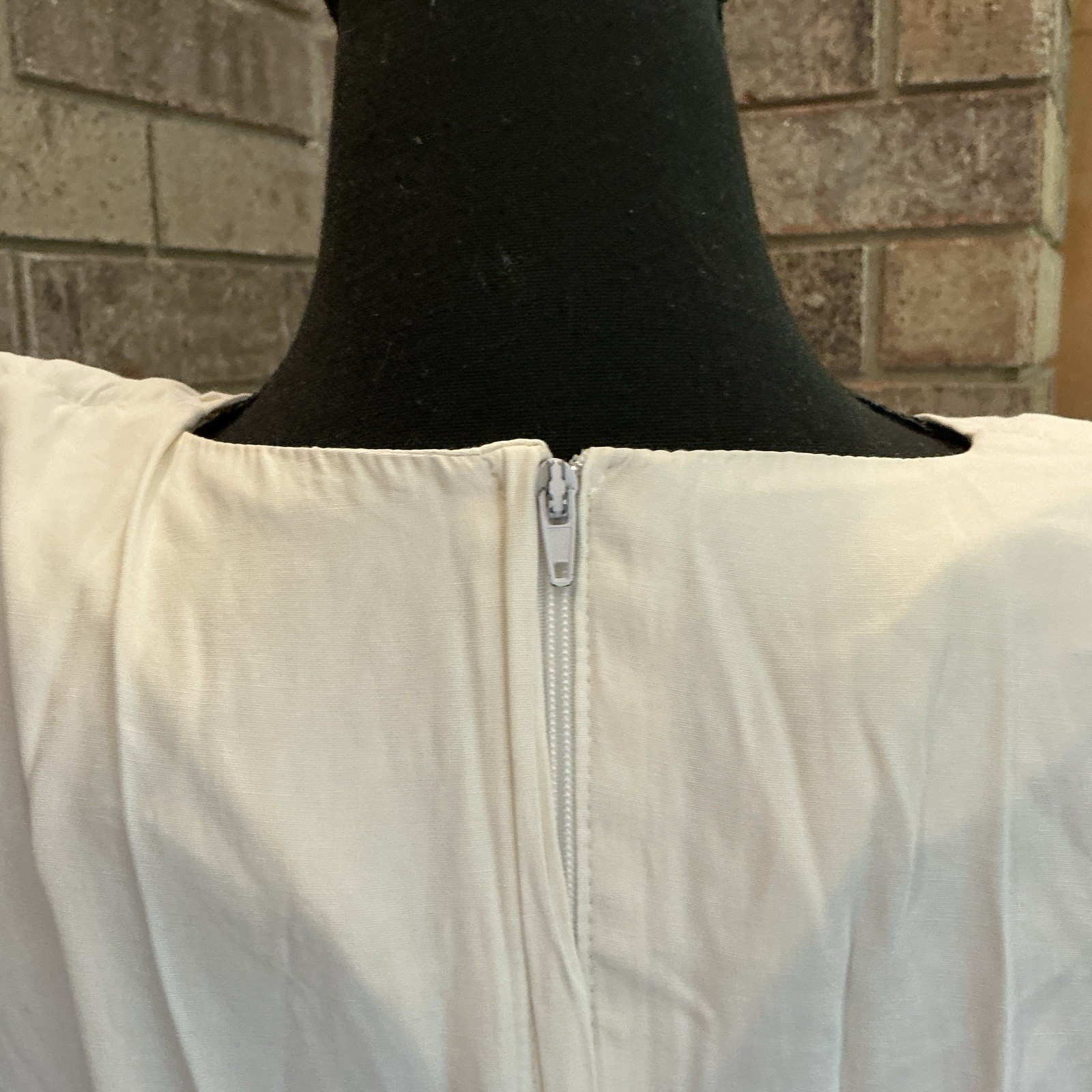 80s VTG Hearts Two Tone Maxi Dress Sz S/M White Brown Gold Buttons Smocked #17E7