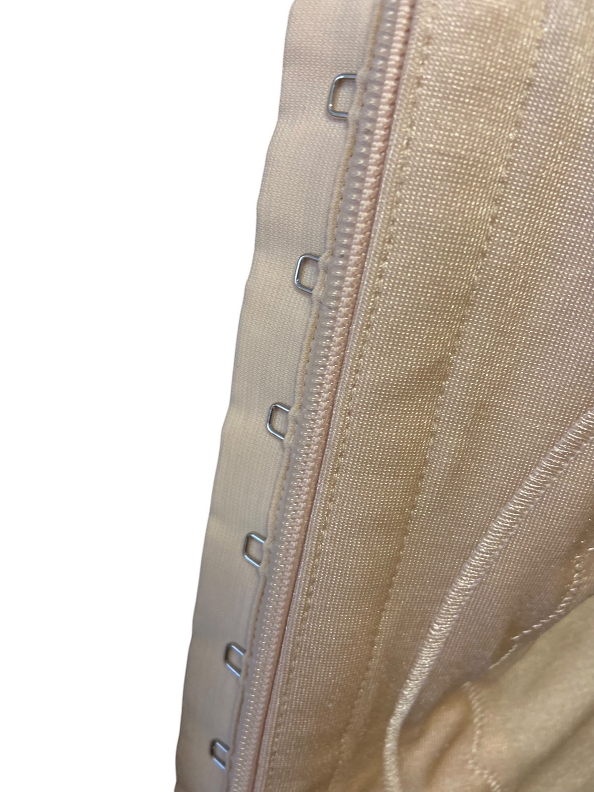 Women’s 70’s Vintage shapewear by Triumph | One piece in skin tone | Size EU 80D