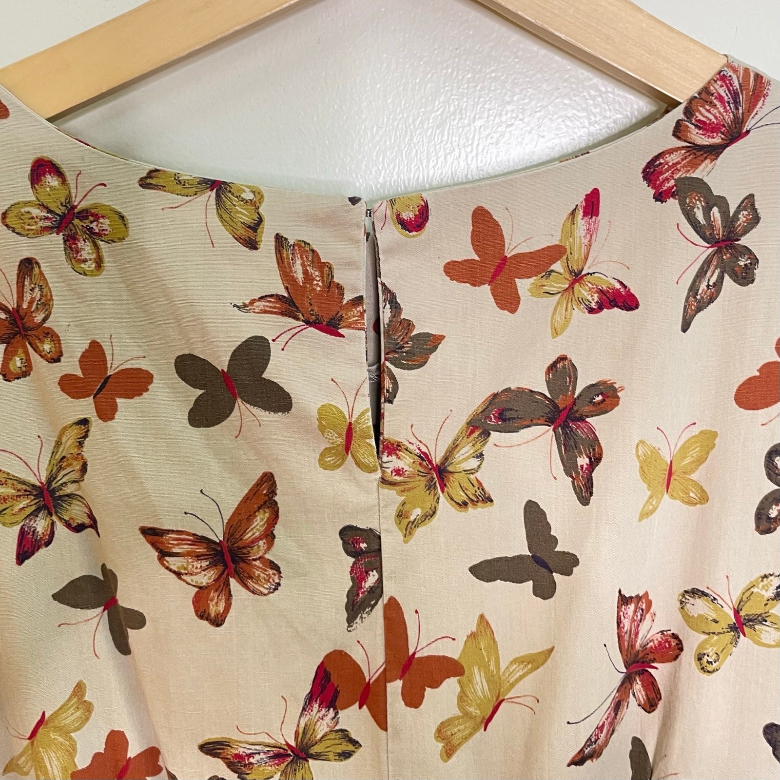 Vintage 50s 60s Valerie Original Tan All Over Butterfly Print Fit & Flare Dress